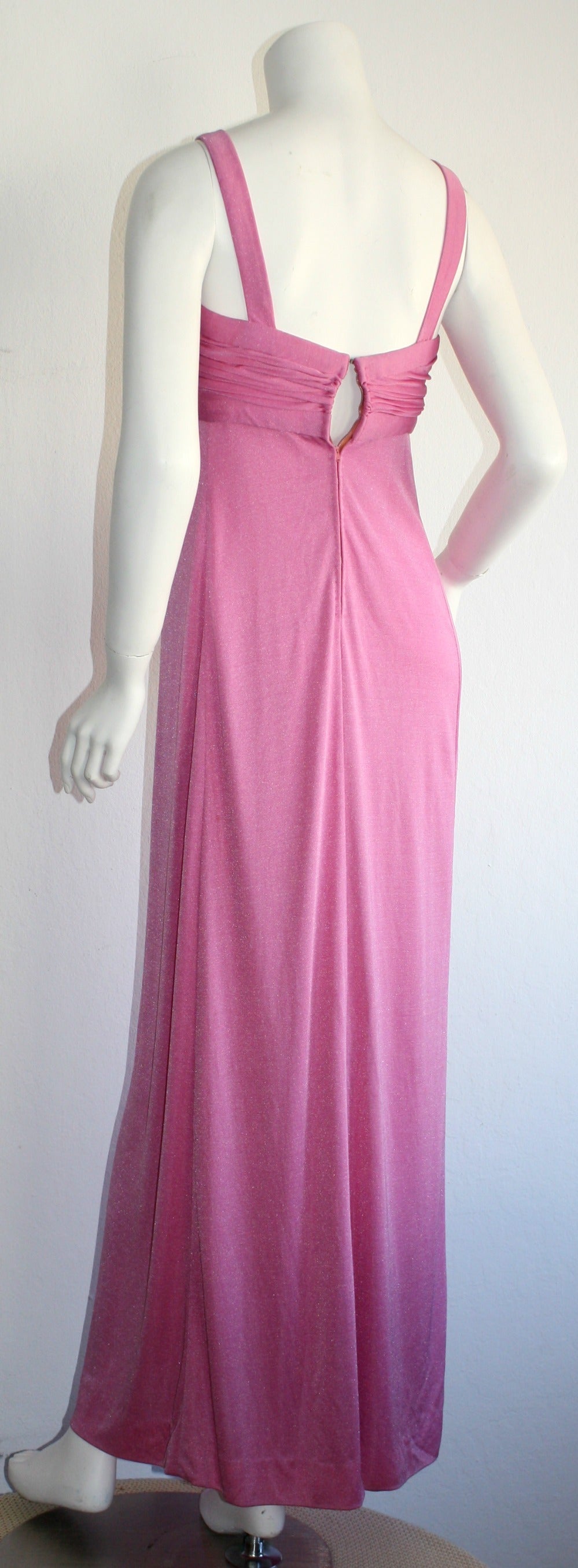 Loris Azzaro - Robe robe empire rose en jersey de soie vintage, 1970  en vente 1