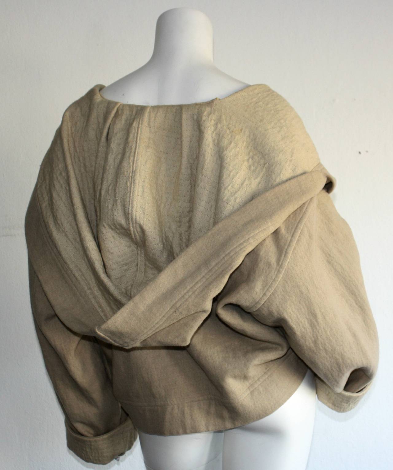 Issey Miyake Plantation Vintage Khaki Slouchy Toggle Jacket Coat In Excellent Condition In San Diego, CA