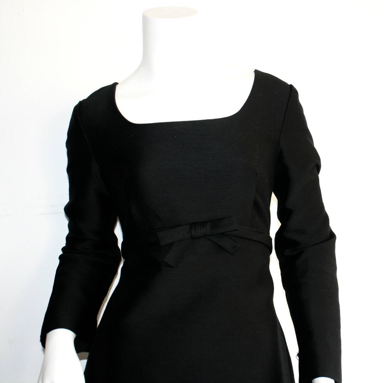 Suzy Perette 1960s Vintage Raw Silk Black Empire Bell Dress In Excellent Condition In San Diego, CA