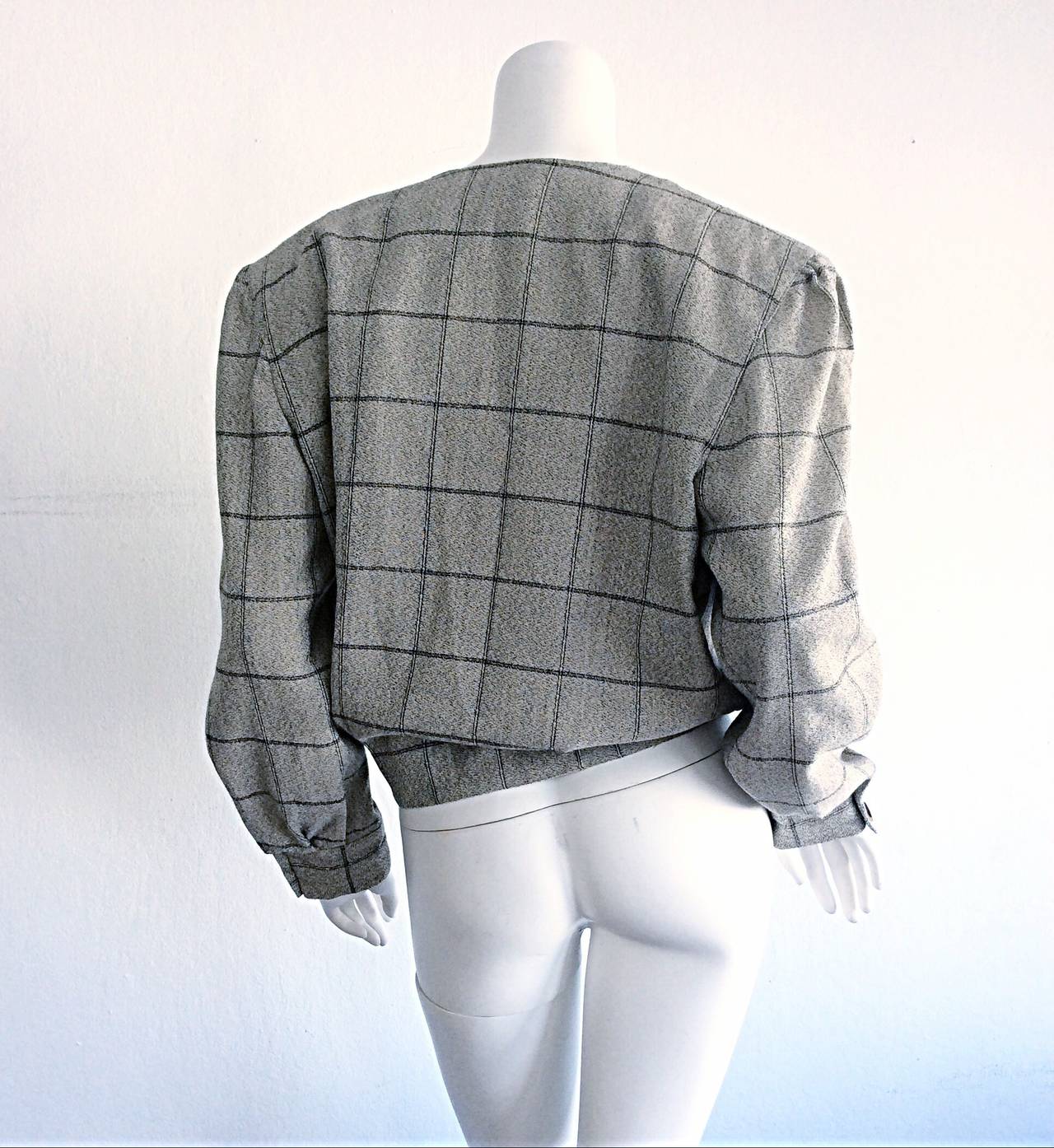 Gris Krizia - Blazer court Boyfriend élégant en laine à carreaux, vintage, années 1980 en vente