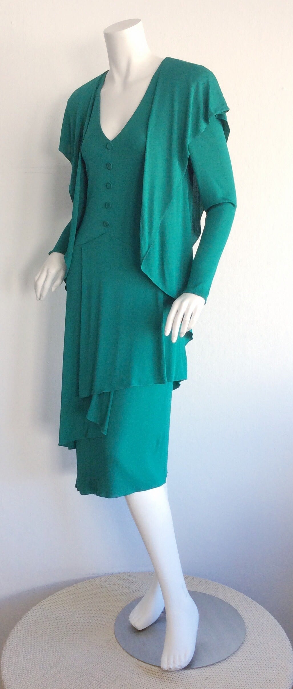 Women's Romantic Vintage Holly's Harp Boho Silk Jersey Dress / Kelly Green Cape Detail