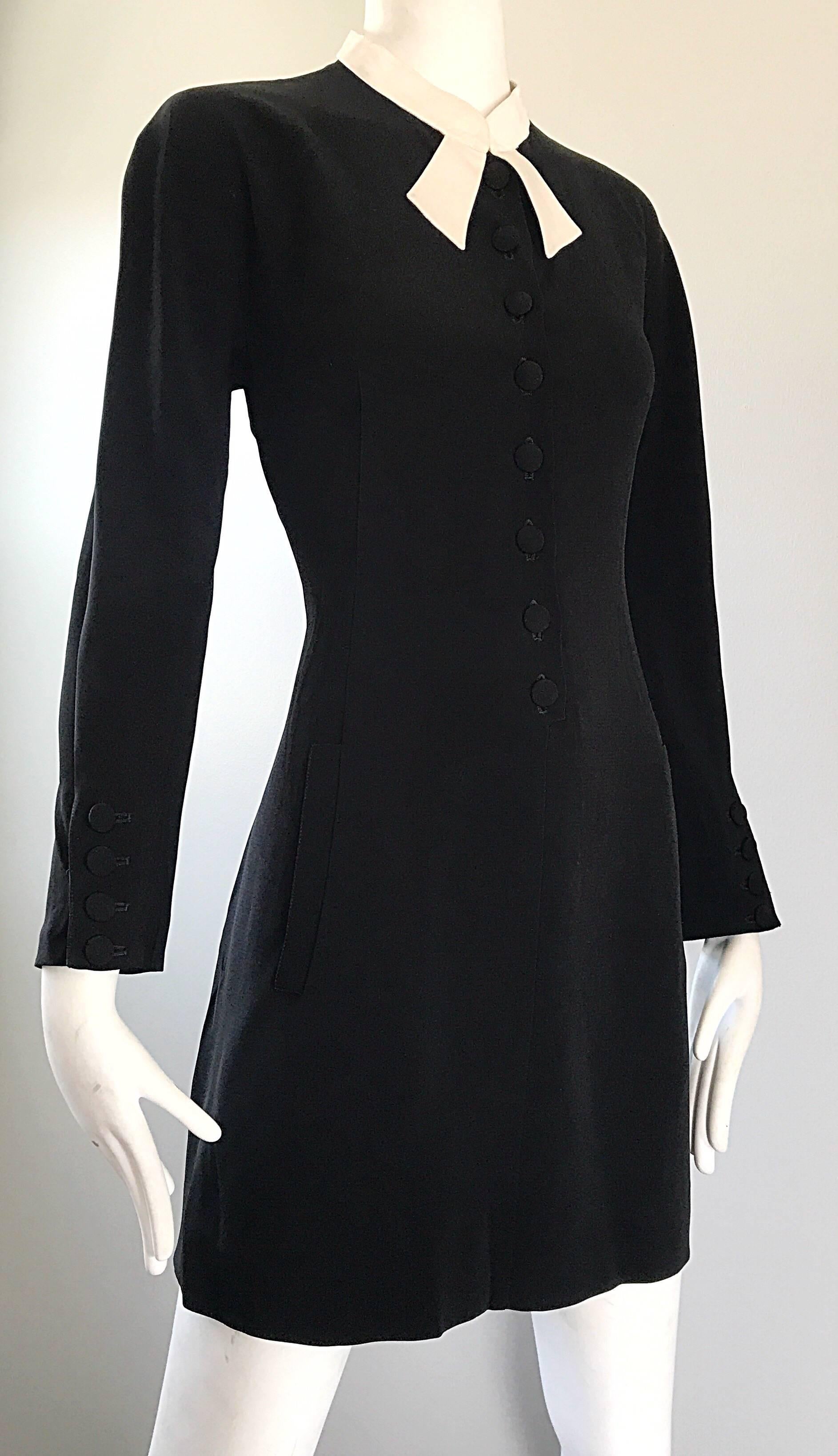Vintage Kritizia Black and White Long Sleeve Chic Tailored Tuxedo Dress  In Excellent Condition In San Diego, CA