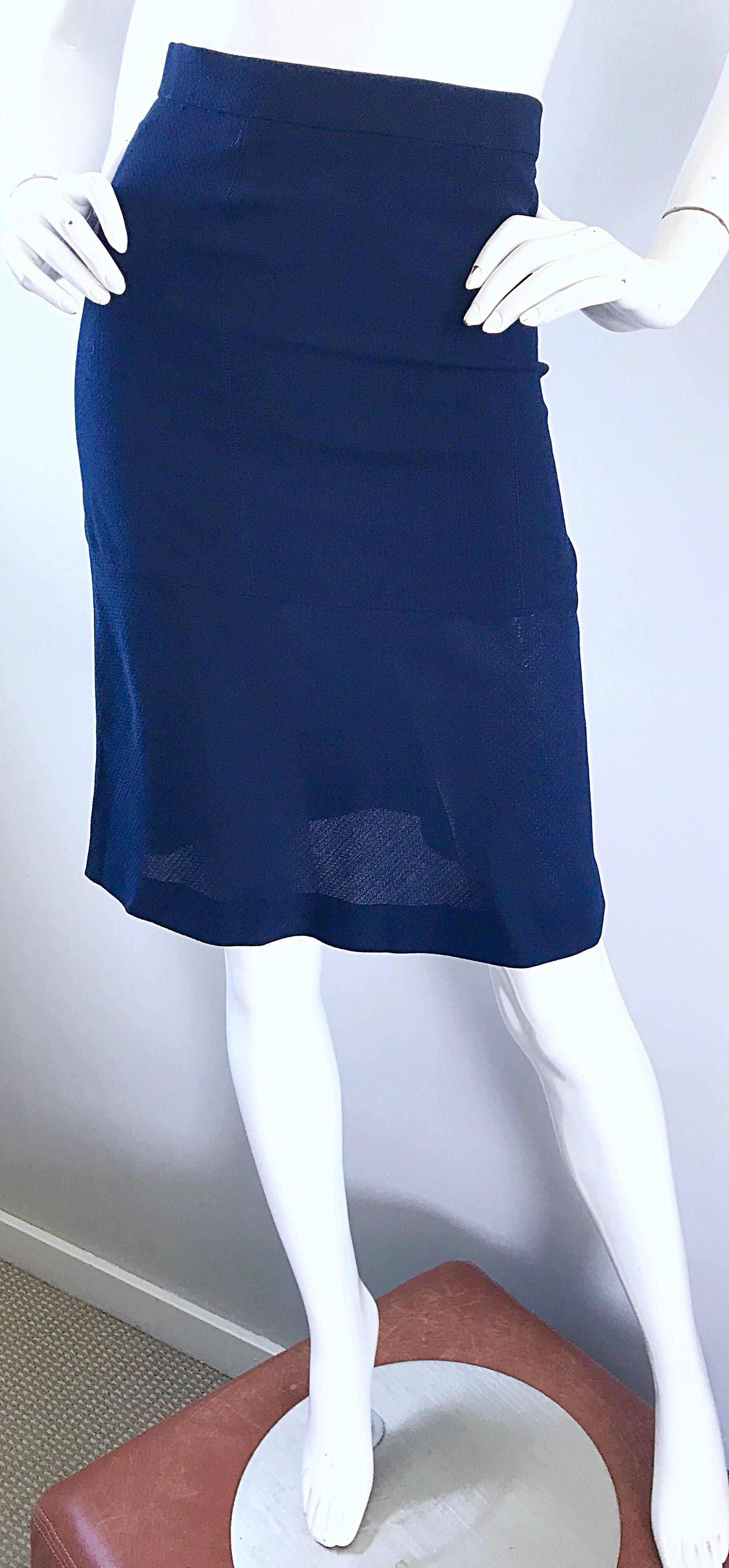 Vintage Chanel 1990s Navy Blue Flounce Hem Virgin Wool High Waisted 90s Skirt For Sale 2