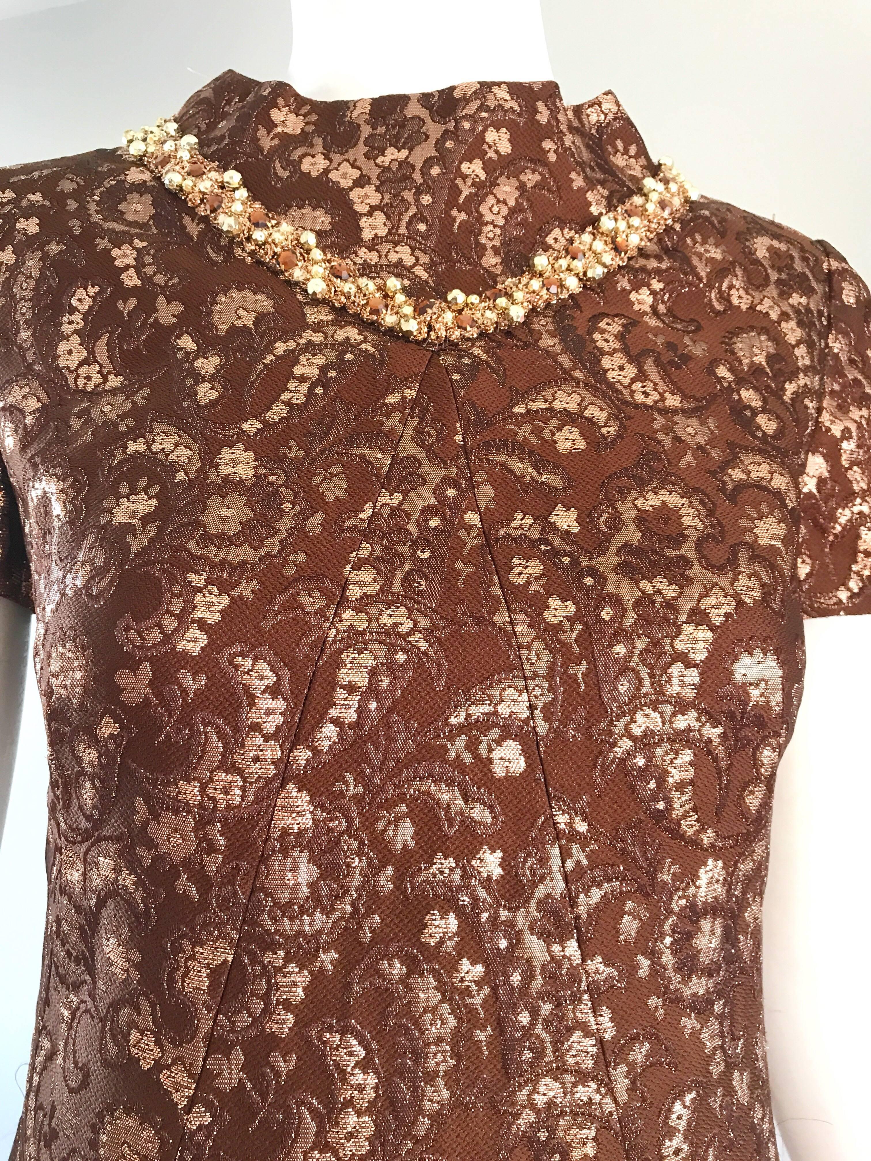 1960er Adele Simspon Brown Rose Gold Kupfer Seidenbrokat Vintage 60s A Line Kleid im Zustand „Hervorragend“ im Angebot in San Diego, CA