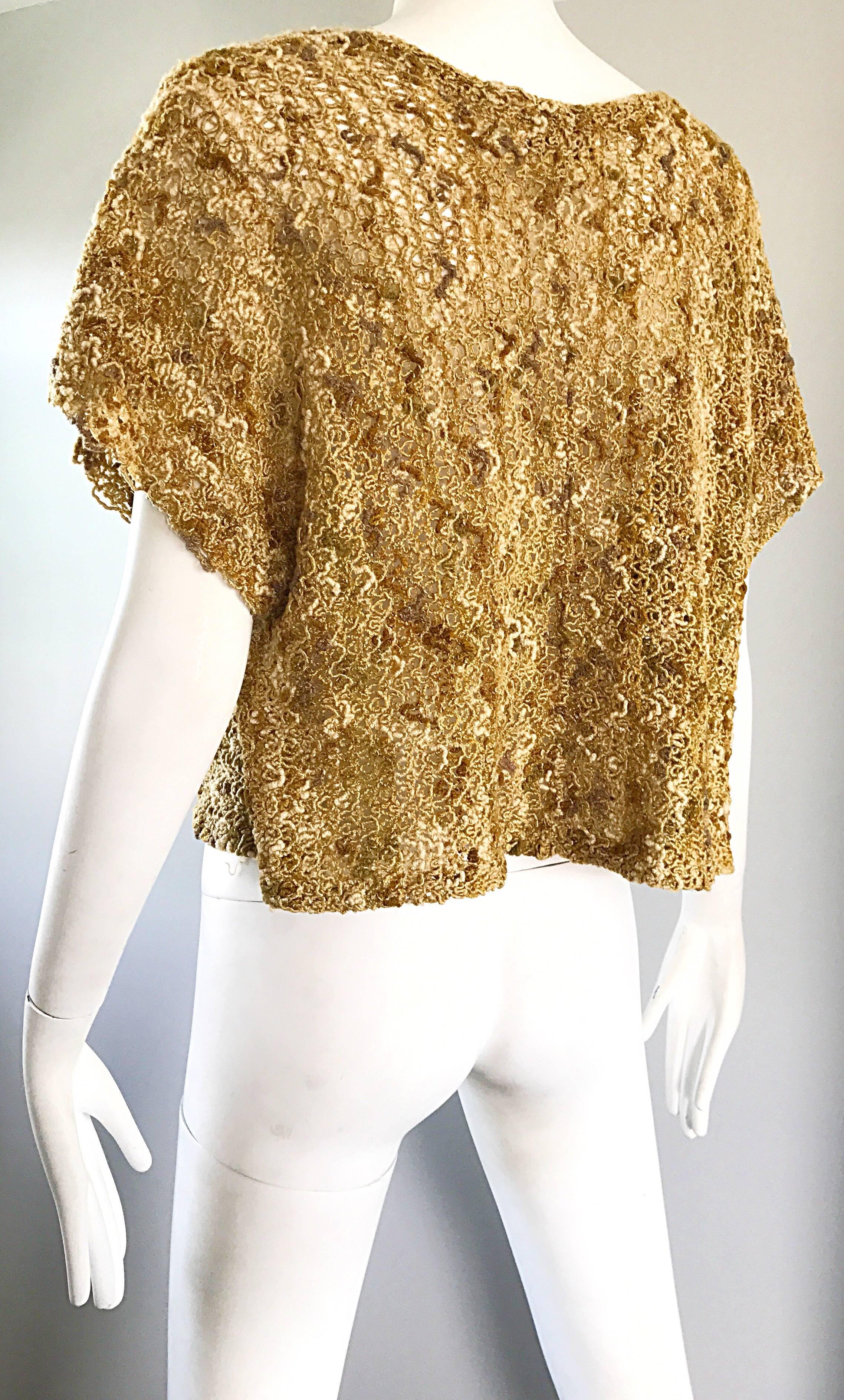 Women's Chic 1970s Koret Boho Tan + Natural + Brown Hand Crochet Vintage 70s Shrug Jacke For Sale