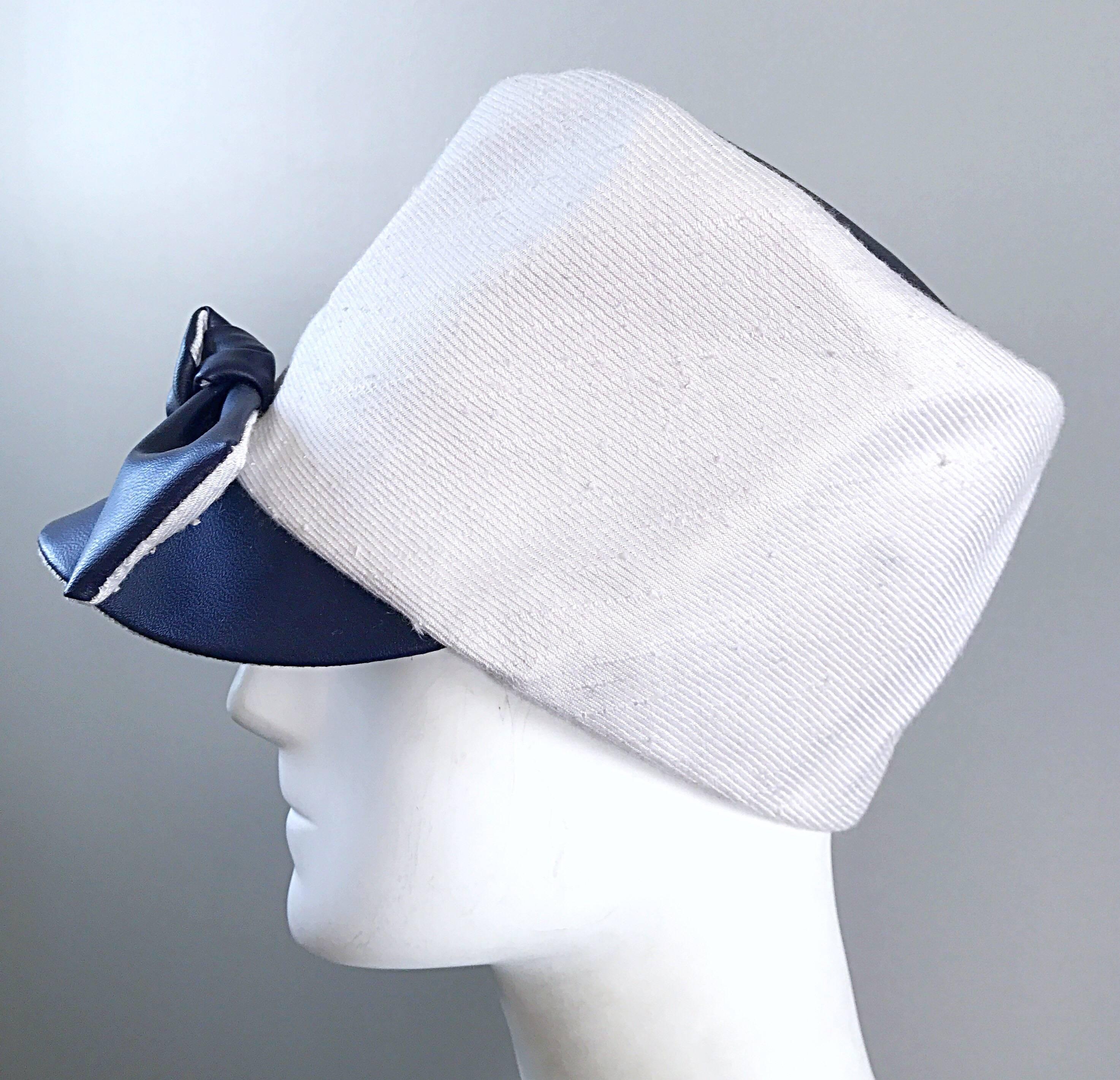 1960s Oleg Cassini Navy Blue + White Mod Linen + Silk Nautical Vintage 60s Hat  In Excellent Condition For Sale In San Diego, CA