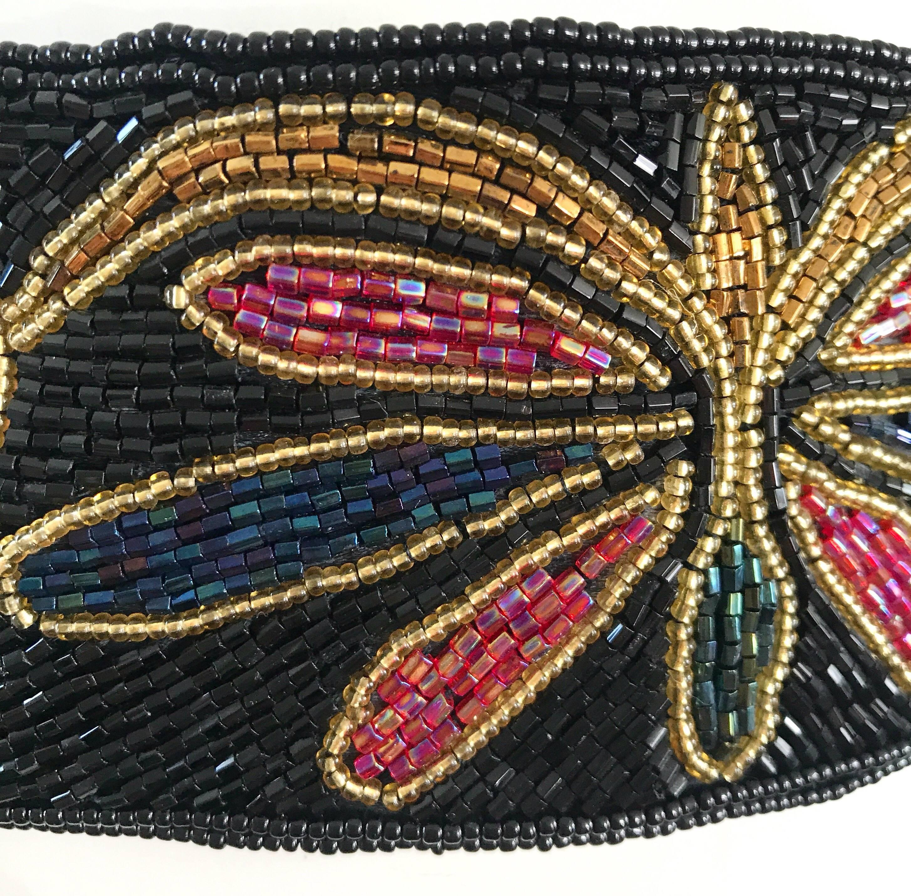 Noir Fabuleux ceinture noire vintage entièrement perlée et colorée avec papillons (années 1980) en vente