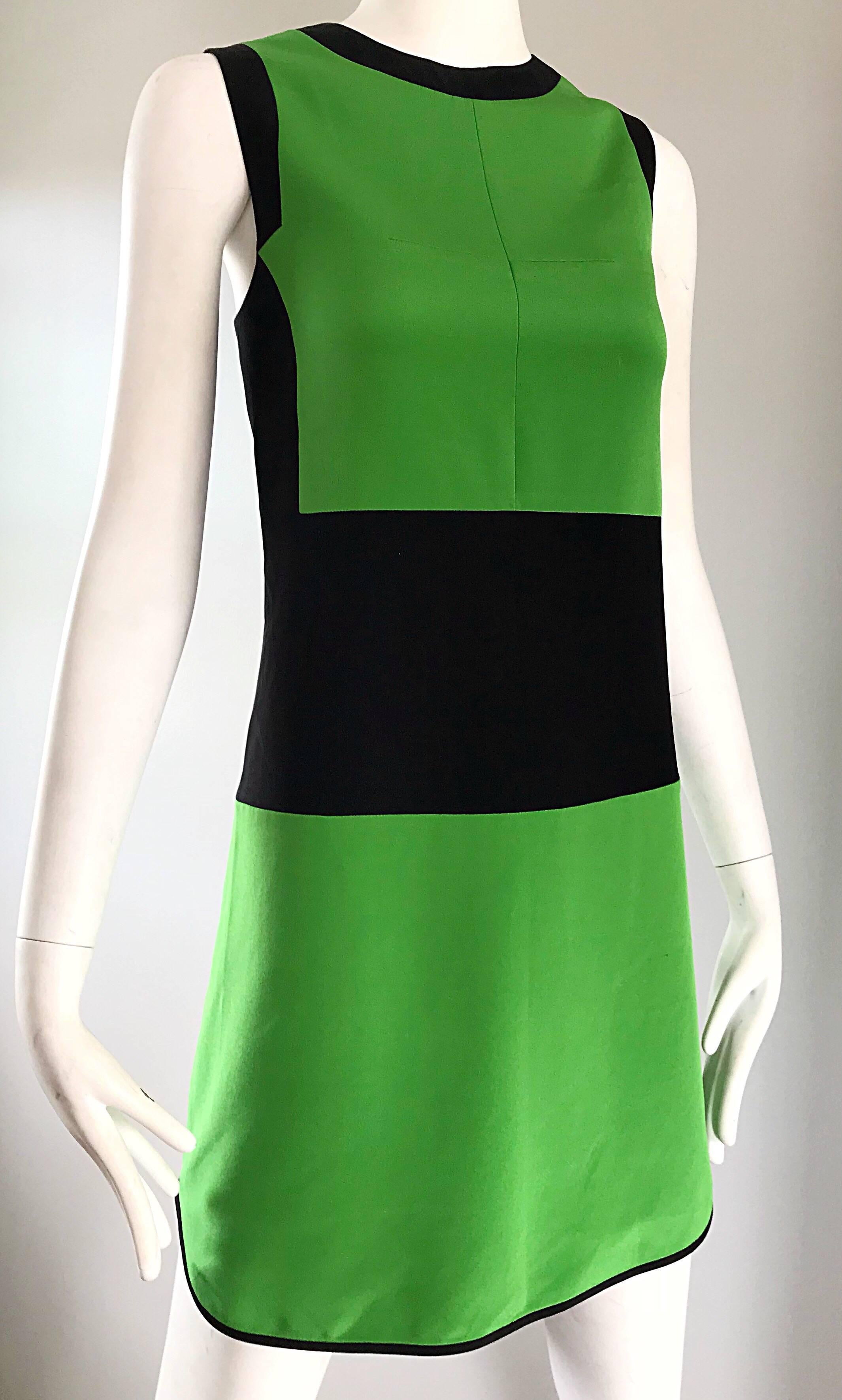 Prabal Gurung - Robe fourreau modulaire en soie verte et noire avec blocs de couleurs, taille 6/8, état neuf Excellent état - En vente à San Diego, CA