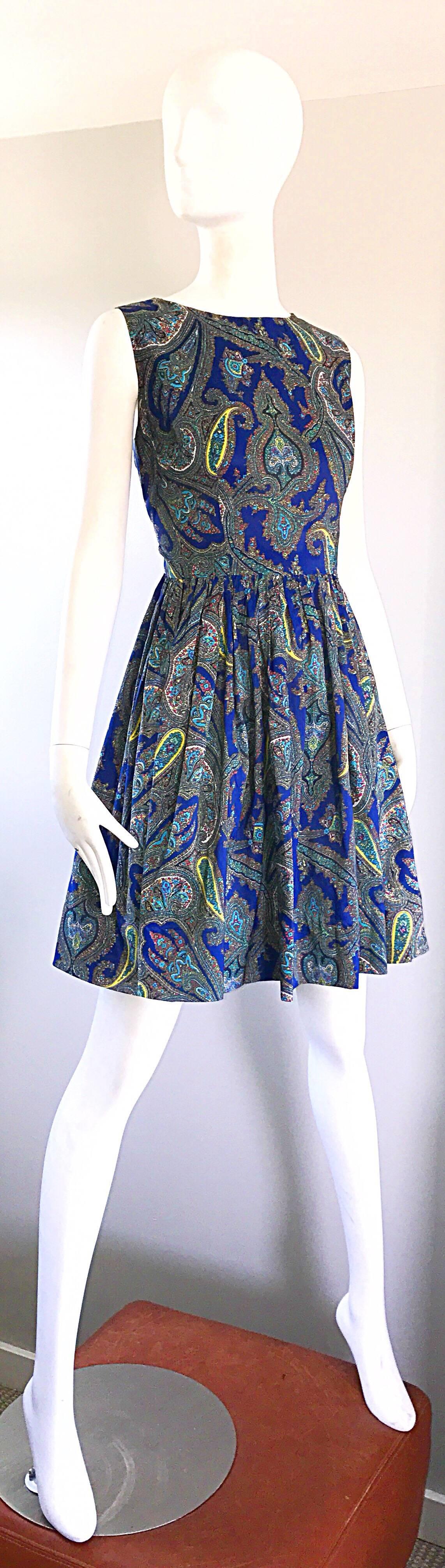 Women's 1950s Gorgeous Blue Paisley Fit n' Flare Vintage 50s Sleeveless Silk Dress For Sale