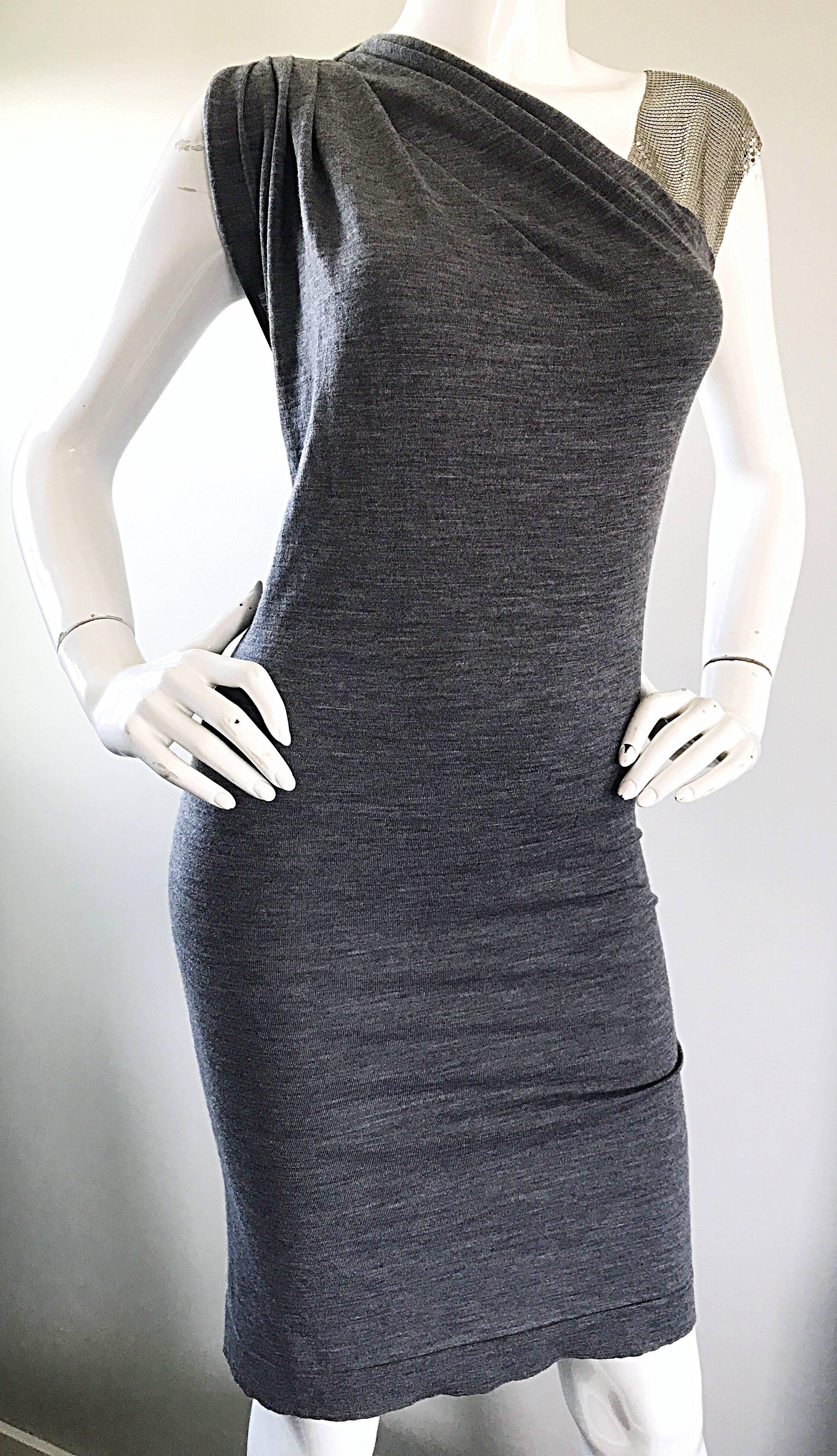 NWT Pierre Balmain Sz 40 / 8 Chainmail One Shoulder Grey Wool Metal Mesh Dress In New Condition For Sale In San Diego, CA