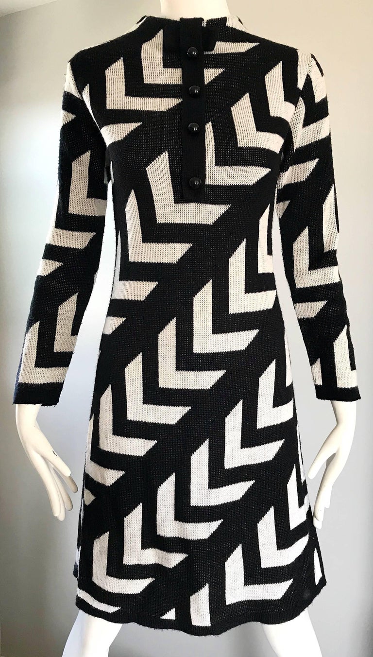 Chic 1960s Black and White Knit Wool Long Sleeve Vintage 60s A Line ...