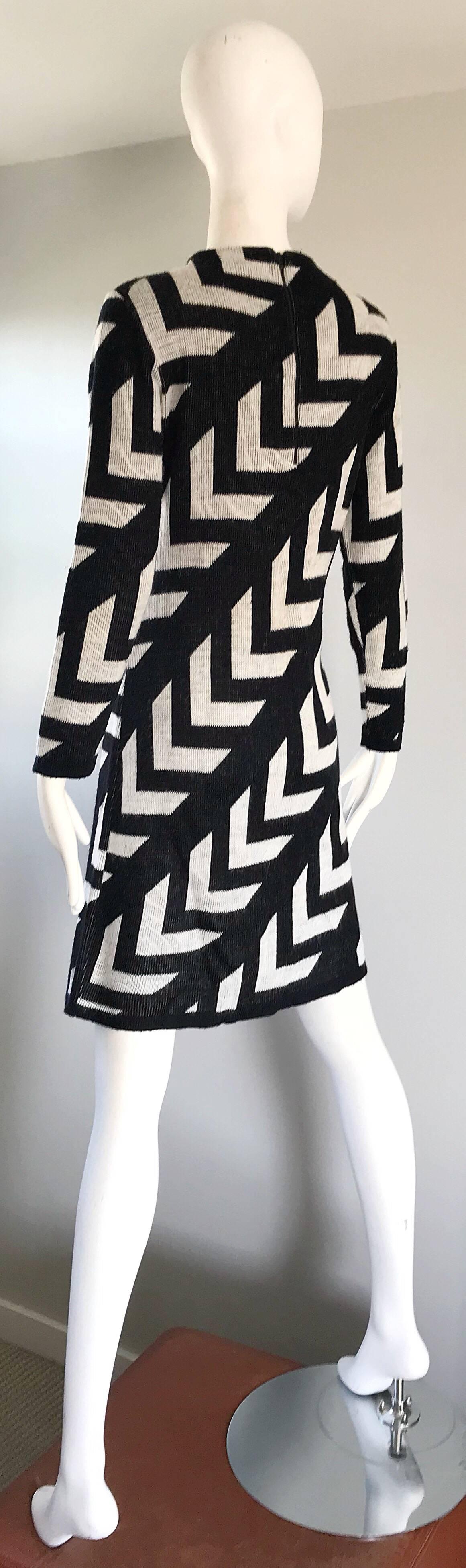 Chic 1960s Black and White Knit Wool Long Sleeve Vintage 60s A Line Stripe Dress 1