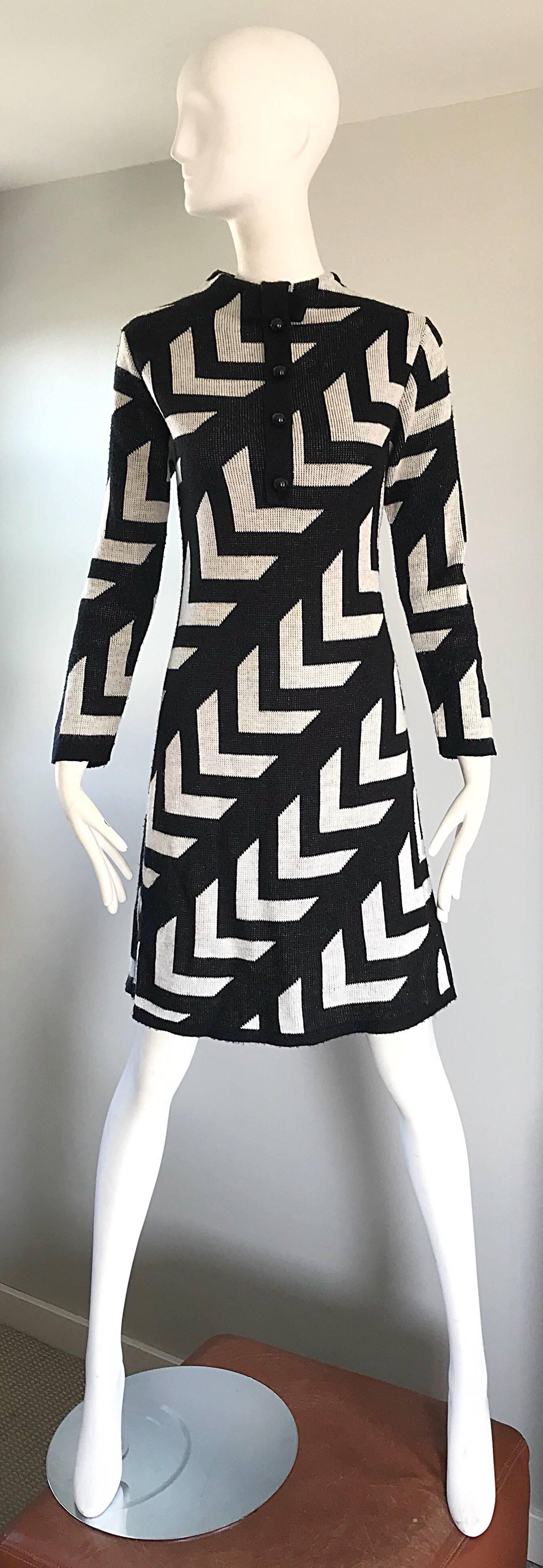 Chic 1960s Black and White Knit Wool Long Sleeve Vintage 60s A Line Stripe Dress 2