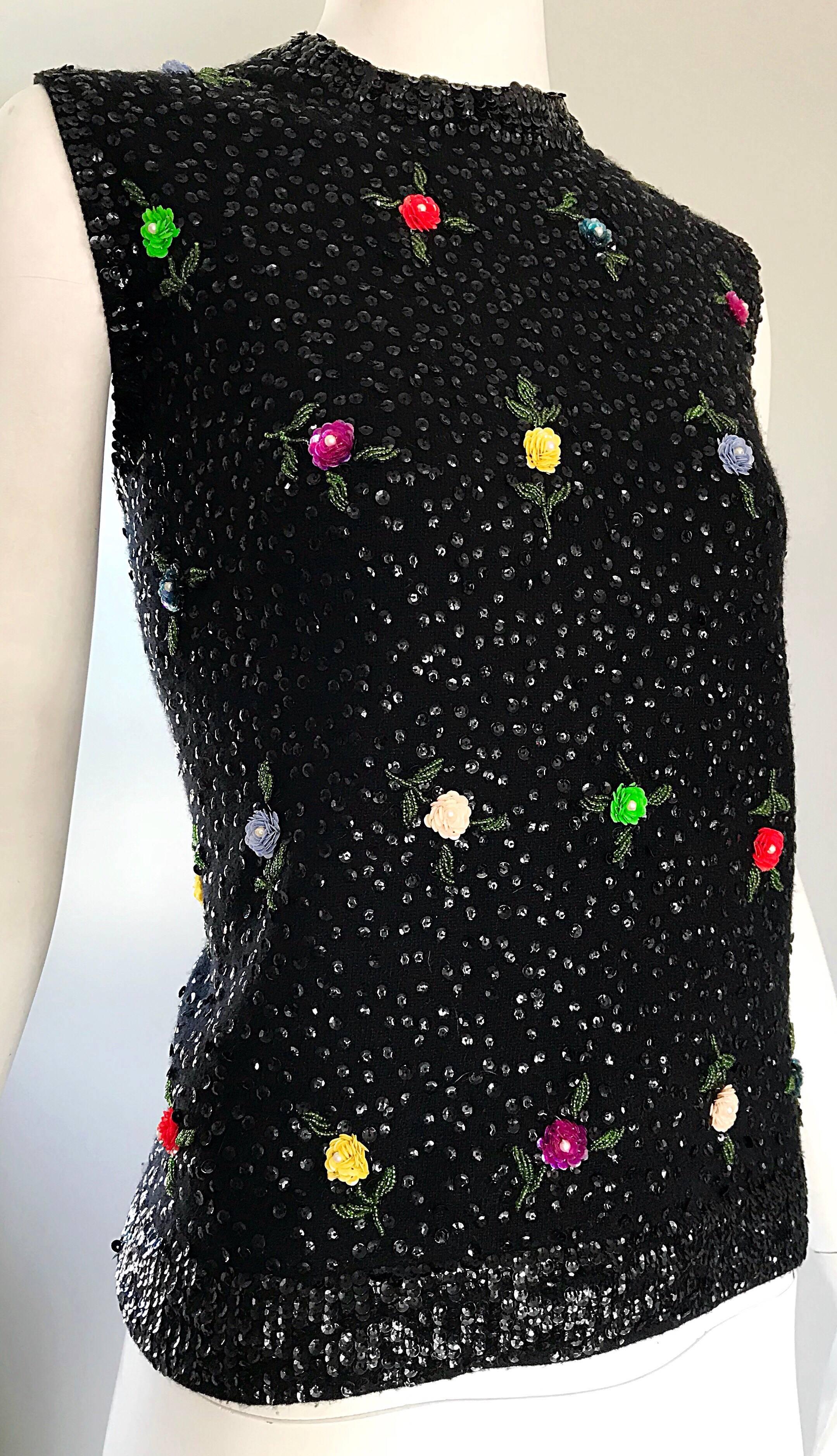 1950s Black Fully Sequined Angora Wool 50s Vintage Sleeveless  Sweater Top For Sale 2