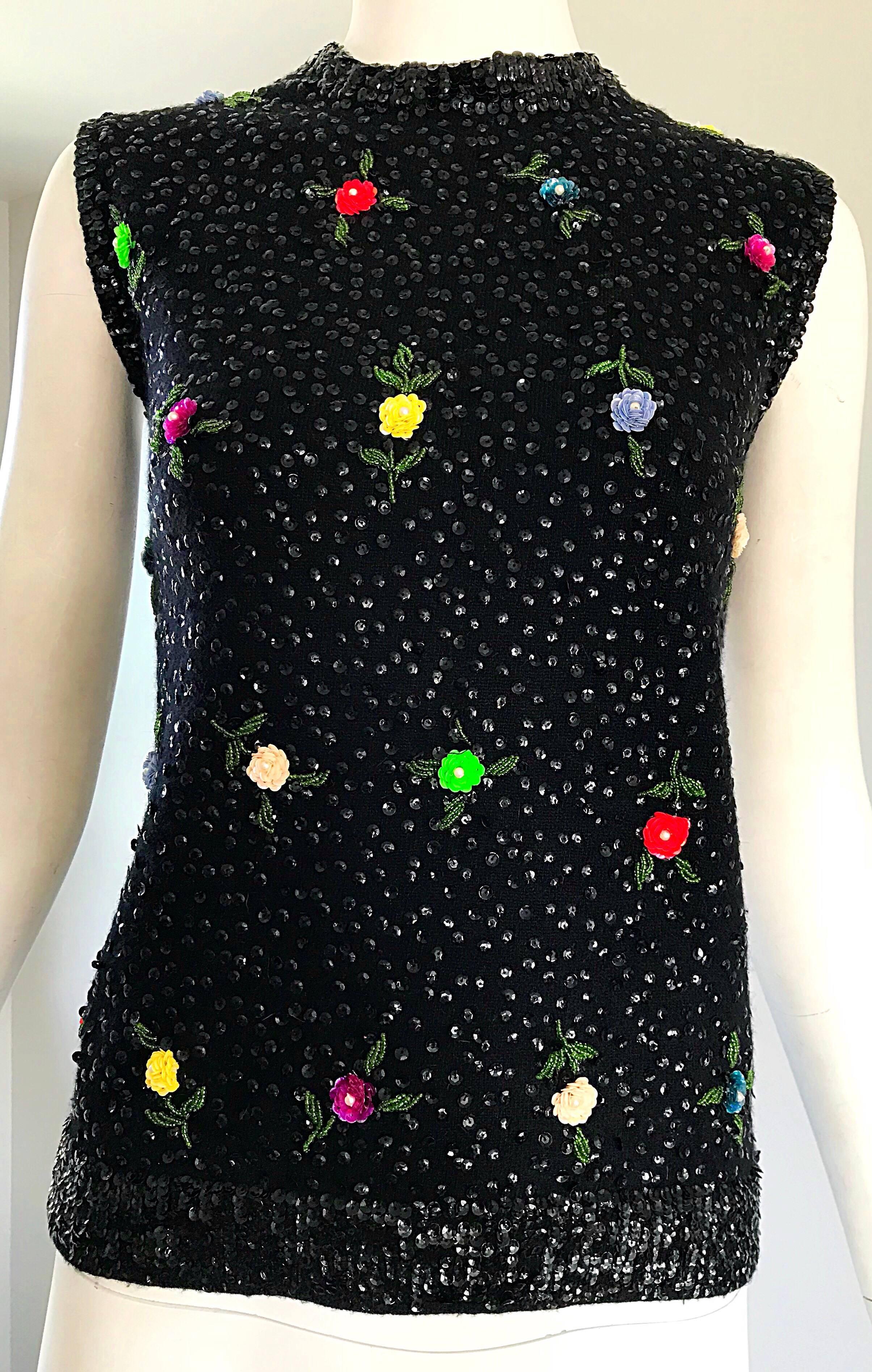 1950s Black Fully Sequined Angora Wool 50s Vintage Sleeveless  Sweater Top For Sale 4