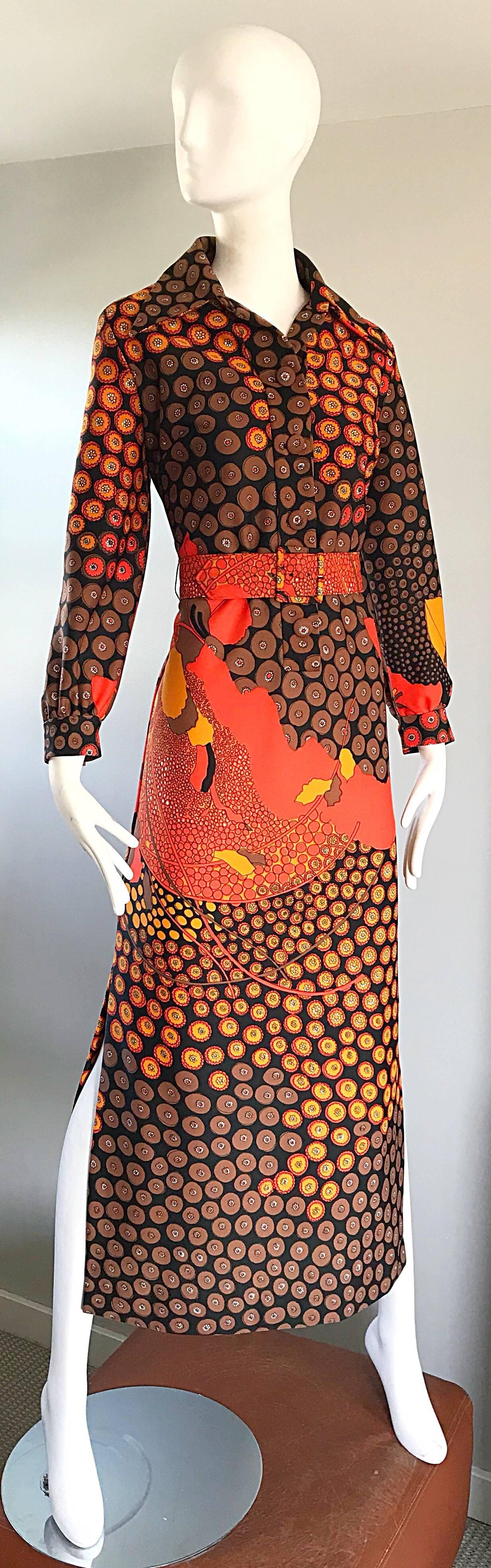 1970s Roos Atkins Autumnal Abstract Print Belted Knit Vintage 70s Maxi Dress In Excellent Condition In San Diego, CA