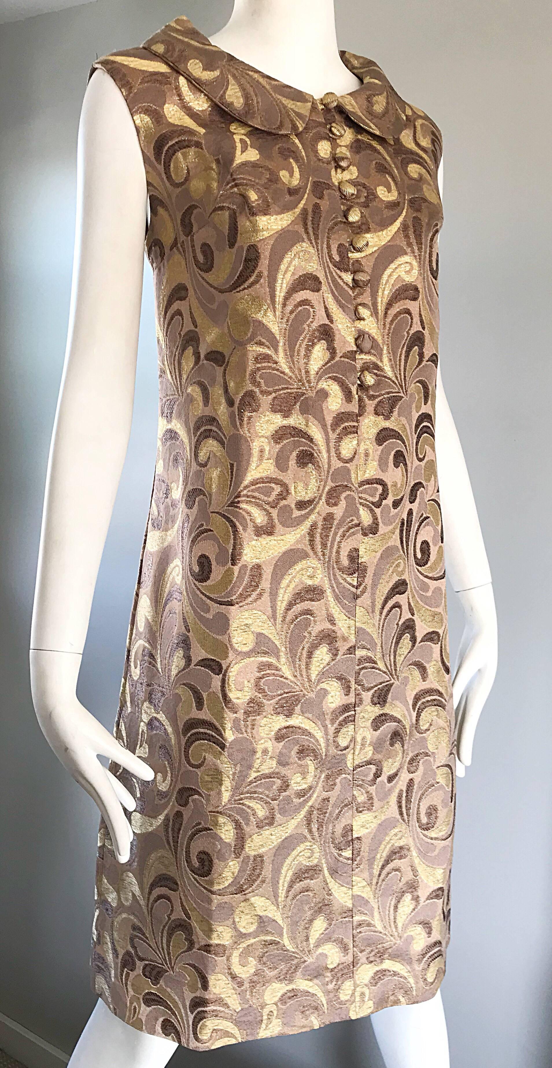 1960s Gold + Taupe + Brown Silk Brocade Regal Vintage 60s Mod Shift A Line Dress In Excellent Condition For Sale In San Diego, CA