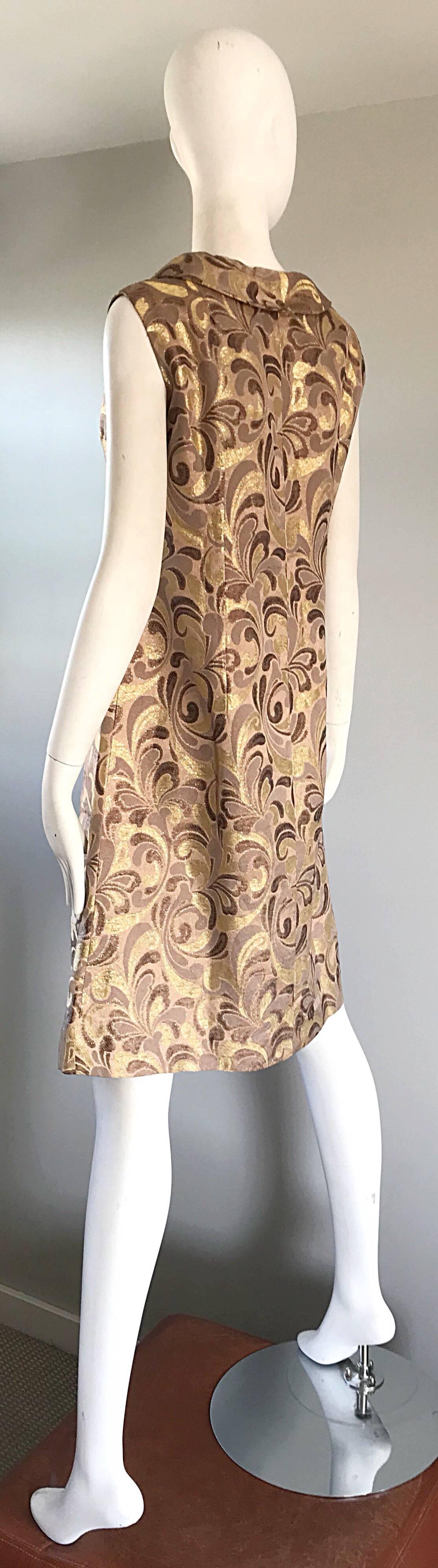 1960s Gold + Taupe + Brown Silk Brocade Regal Vintage 60s Mod Shift A Line Dress For Sale 2