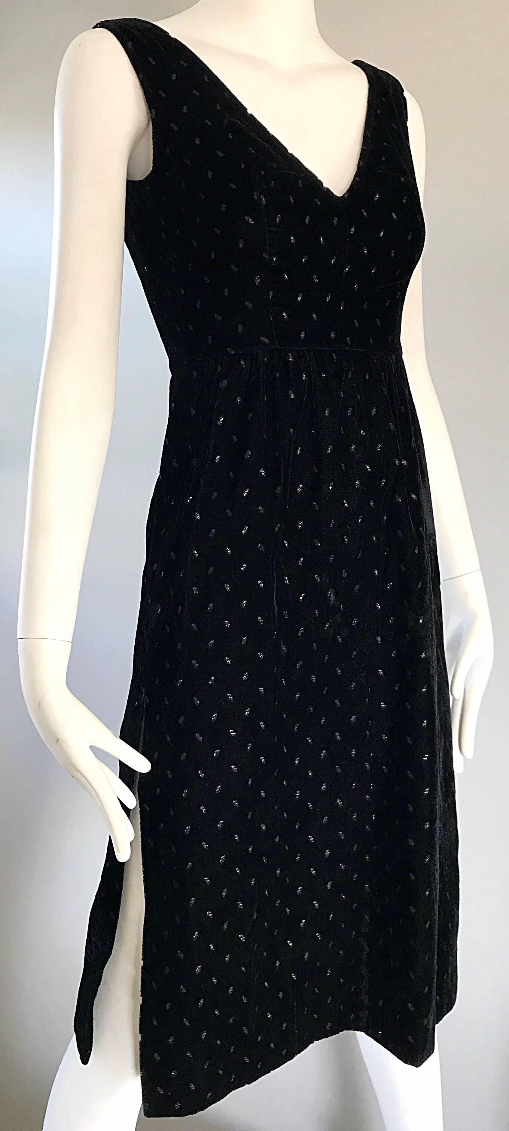 1960s Courreges Black Velvet Metallic Beautiful Vintage 60s A Line Dress  For Sale 2