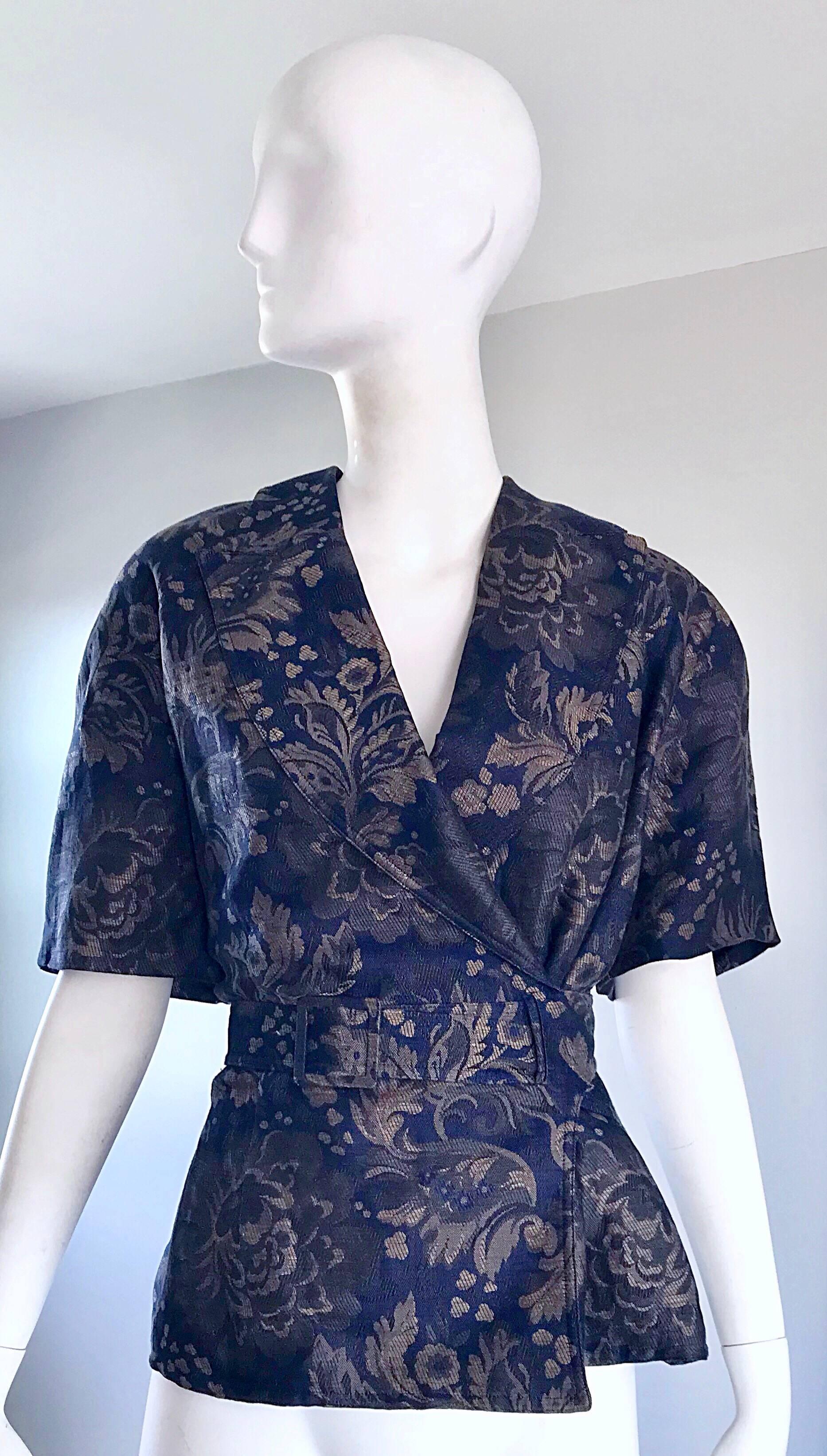 Rare 1980s Gucci Navy Blue + Taupe Cotton and Linen Short Sleeve Kimono Jacket 4