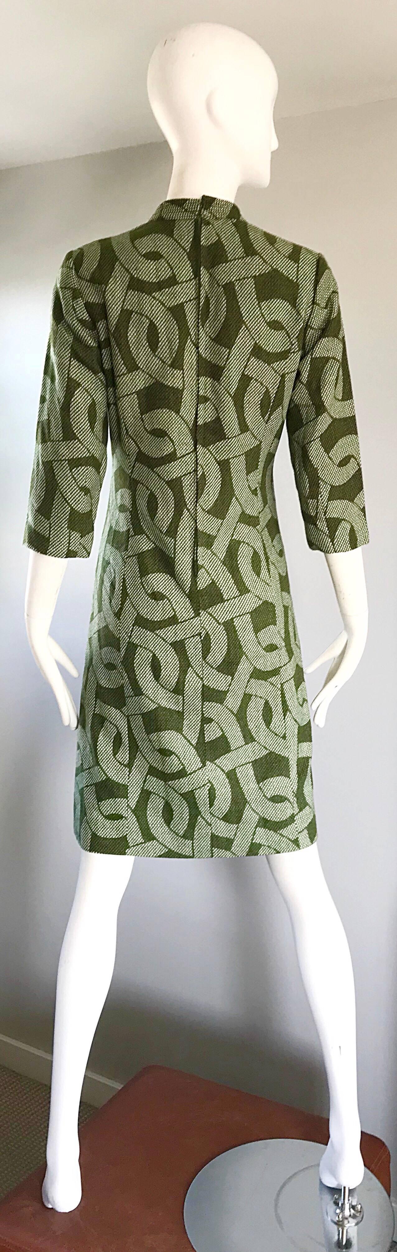 Women's 1960s Hunter Green + White ' Chain ' Print 3/4 Sleeves Vintage 60s Wool Dress
