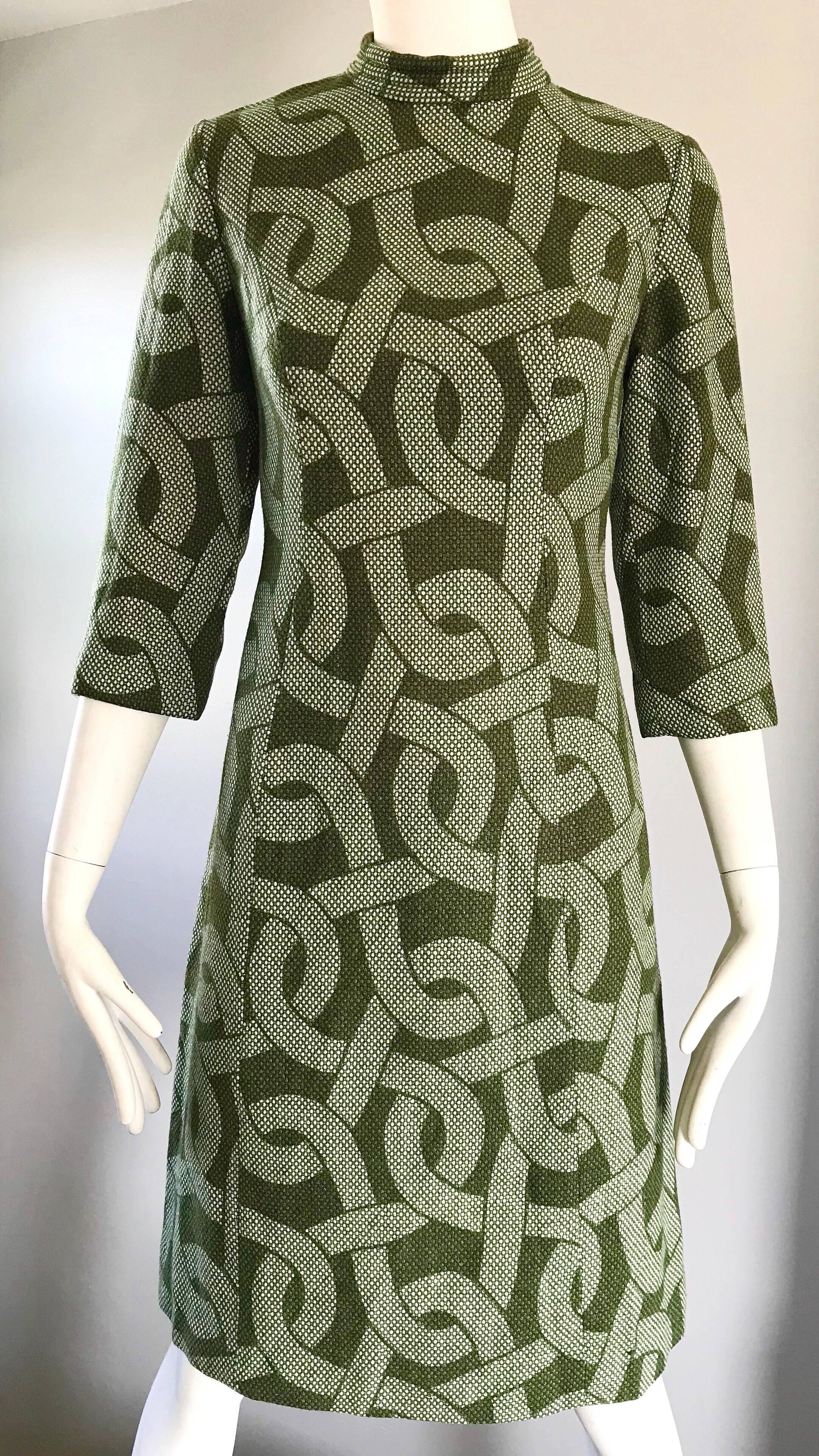 1960s Hunter Green + White ' Chain ' Print 3/4 Sleeves Vintage 60s Wool Dress 5