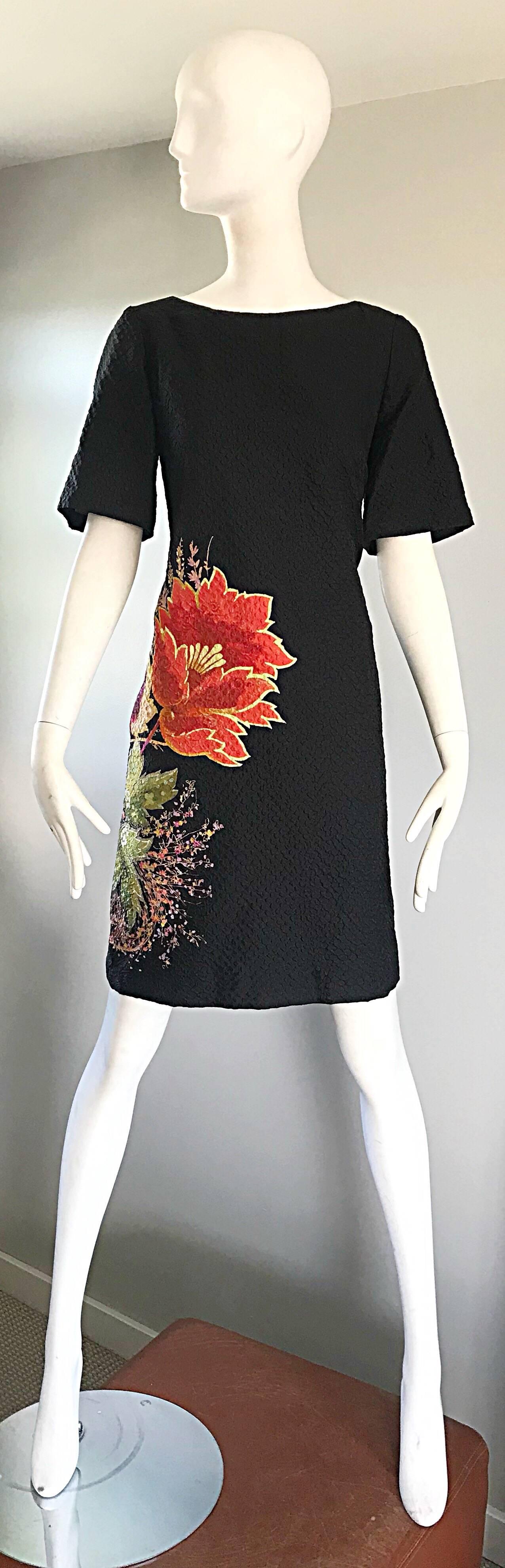 Vintage Etro 1990s Black Silk Size 40 Floral Print Short Sleeve 90s Shift Dress For Sale 3