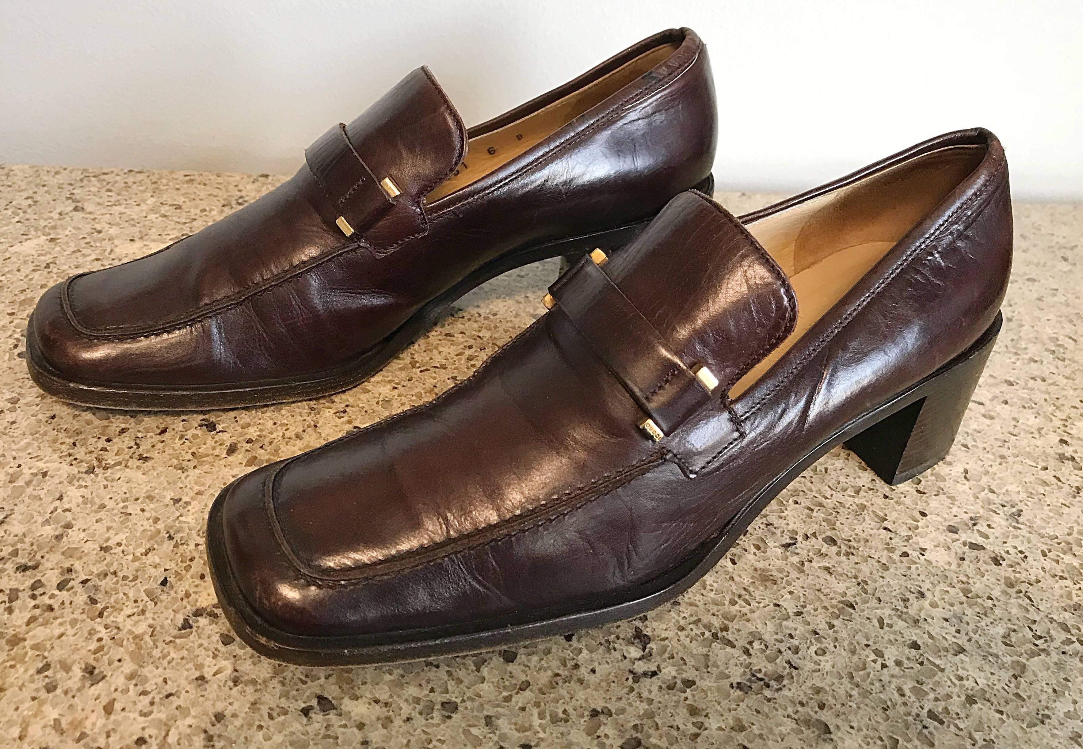Noir Gucci by Tom Ford Taille 6 / 36 1990 Chocolate Brown Stacked Heel Loafers Shoes  en vente