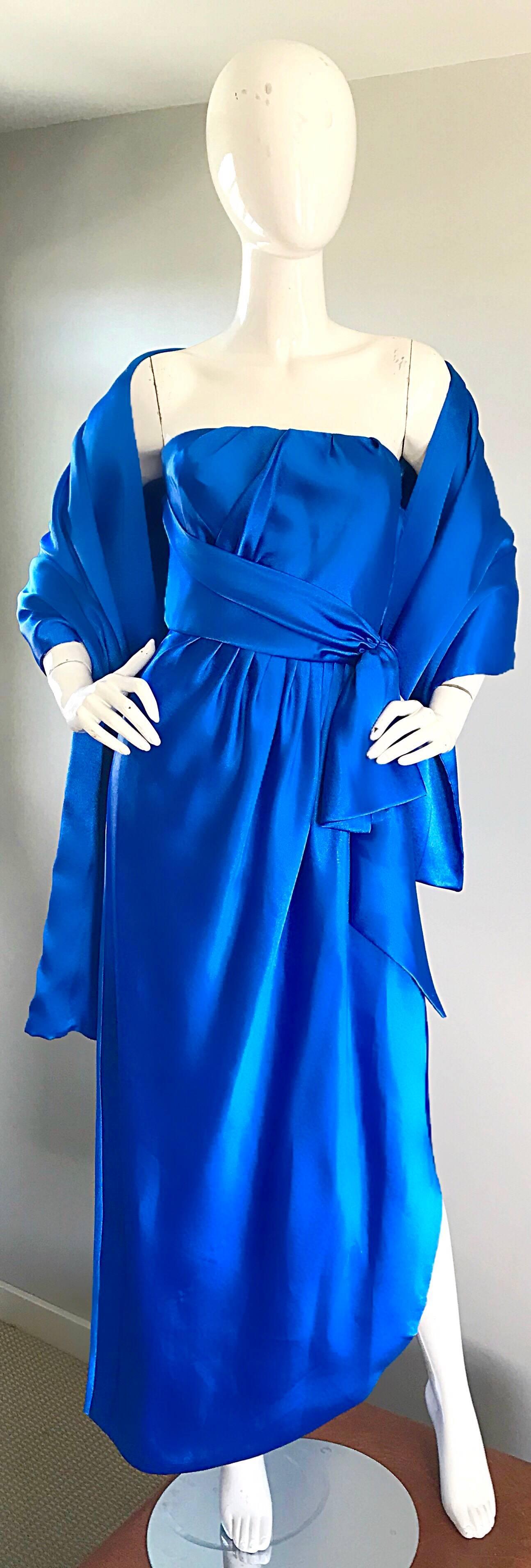 1970s Frank Usher 70s Vintage Royal Blue Satin Strapless Gown and Shawl For Sale 2