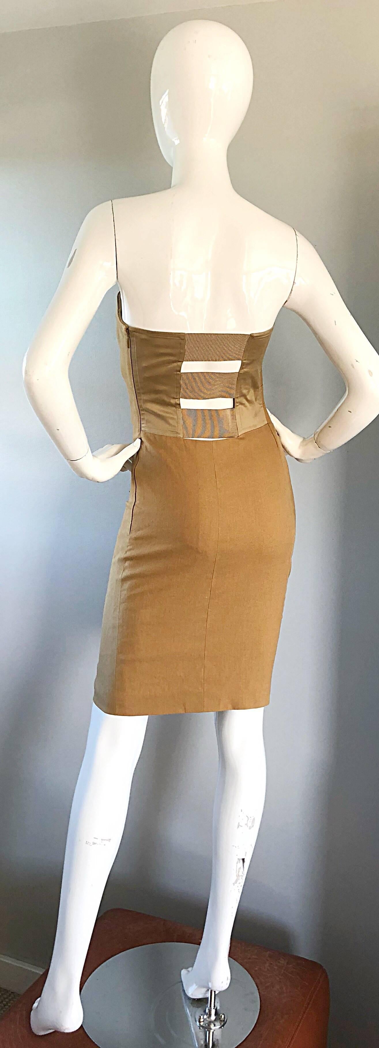 Gucci by Tom Ford Larger Size 48 12 1990s Tan Camel Cage Back 90s Vintage Dress  For Sale 1