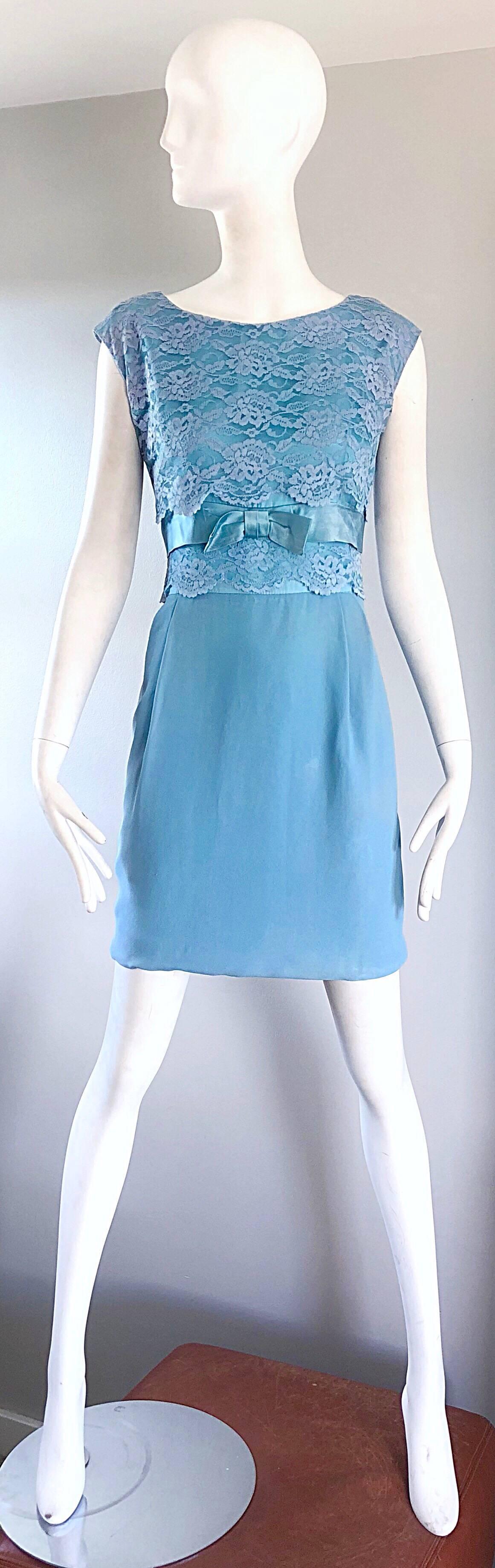 Beautiful 1960s Light Blue Silk Crepe Lace Bow Vintage 60s Shift Mini Dress For Sale 3
