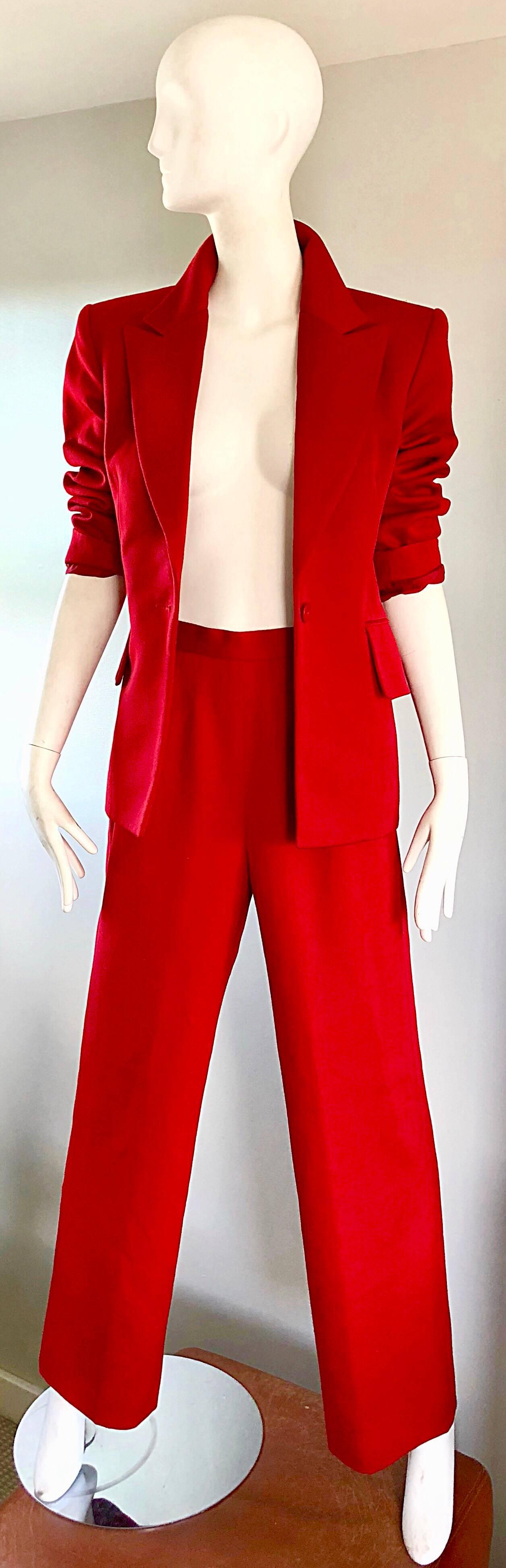Isaac Mizrahi Vintage 1990s Lipstick Red Wide Leg Wool Le Smoking 90s Pants Suit In Excellent Condition In San Diego, CA
