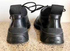 Prada - Bottines plates vintage, épaisses, en cuir noir, taille 37,5 / 7,5, années 1990, état neuf