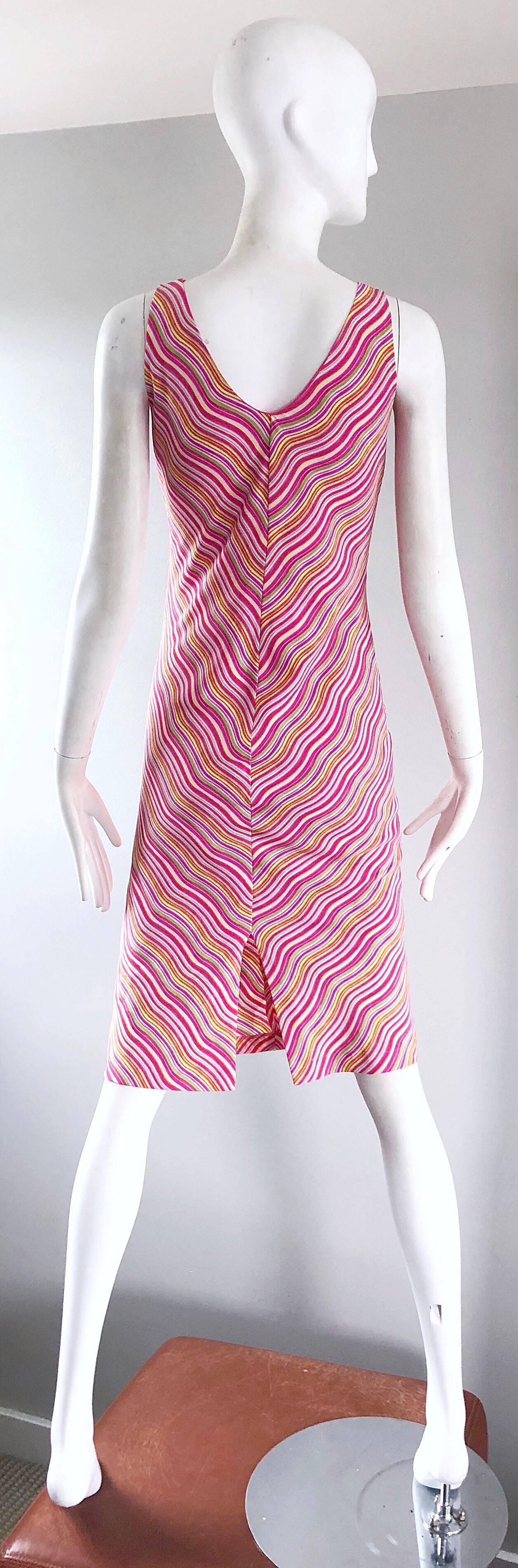 1990s Krizia Candy Stripe Op - Art Pink Squiggle 90s Vintage Silk Shift Dress  In Excellent Condition For Sale In San Diego, CA