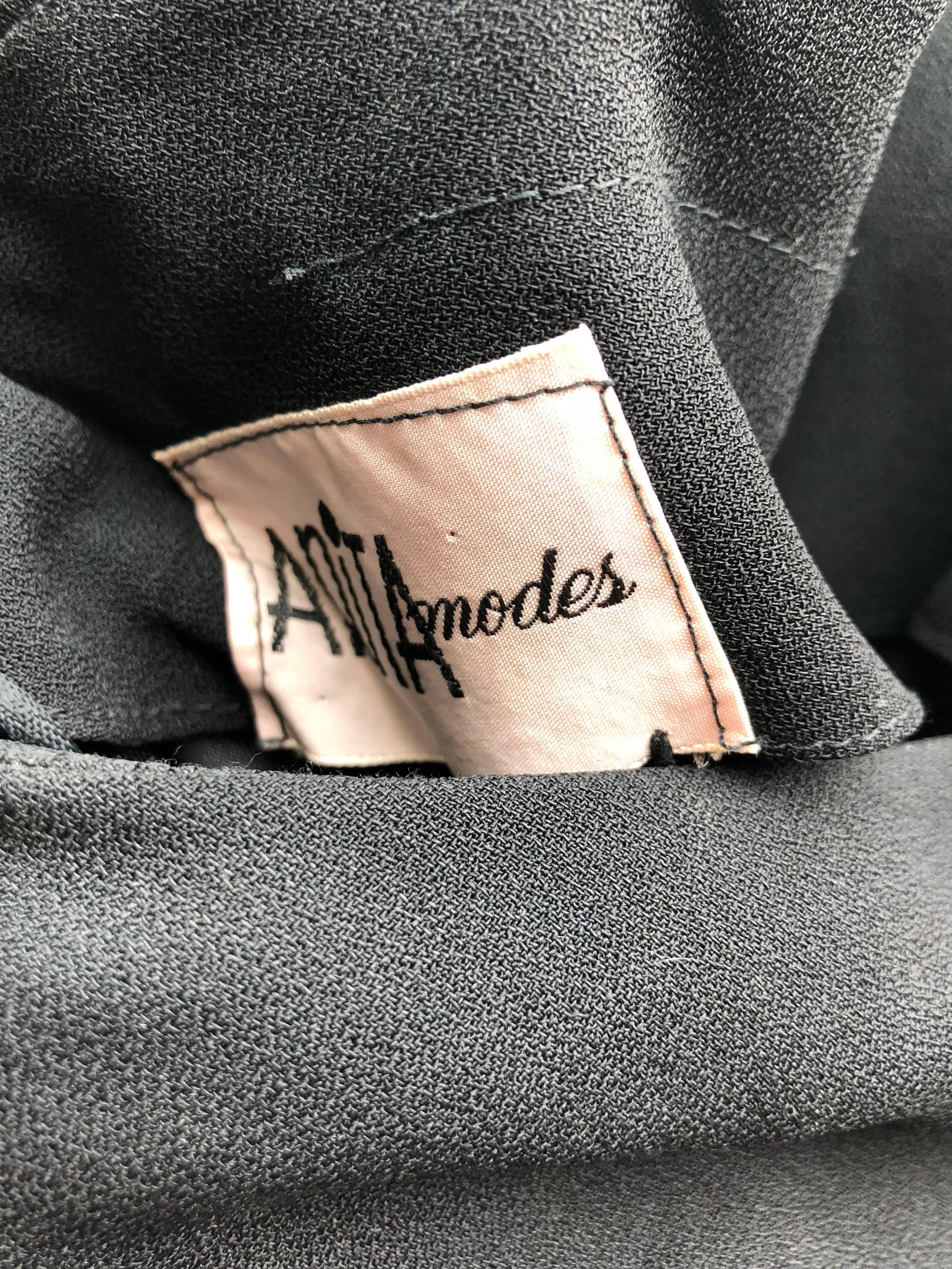1950s Anita Modes Vestido negro Demi Couture de un hombro con pedrería de los años 50 Wiggle en venta 5