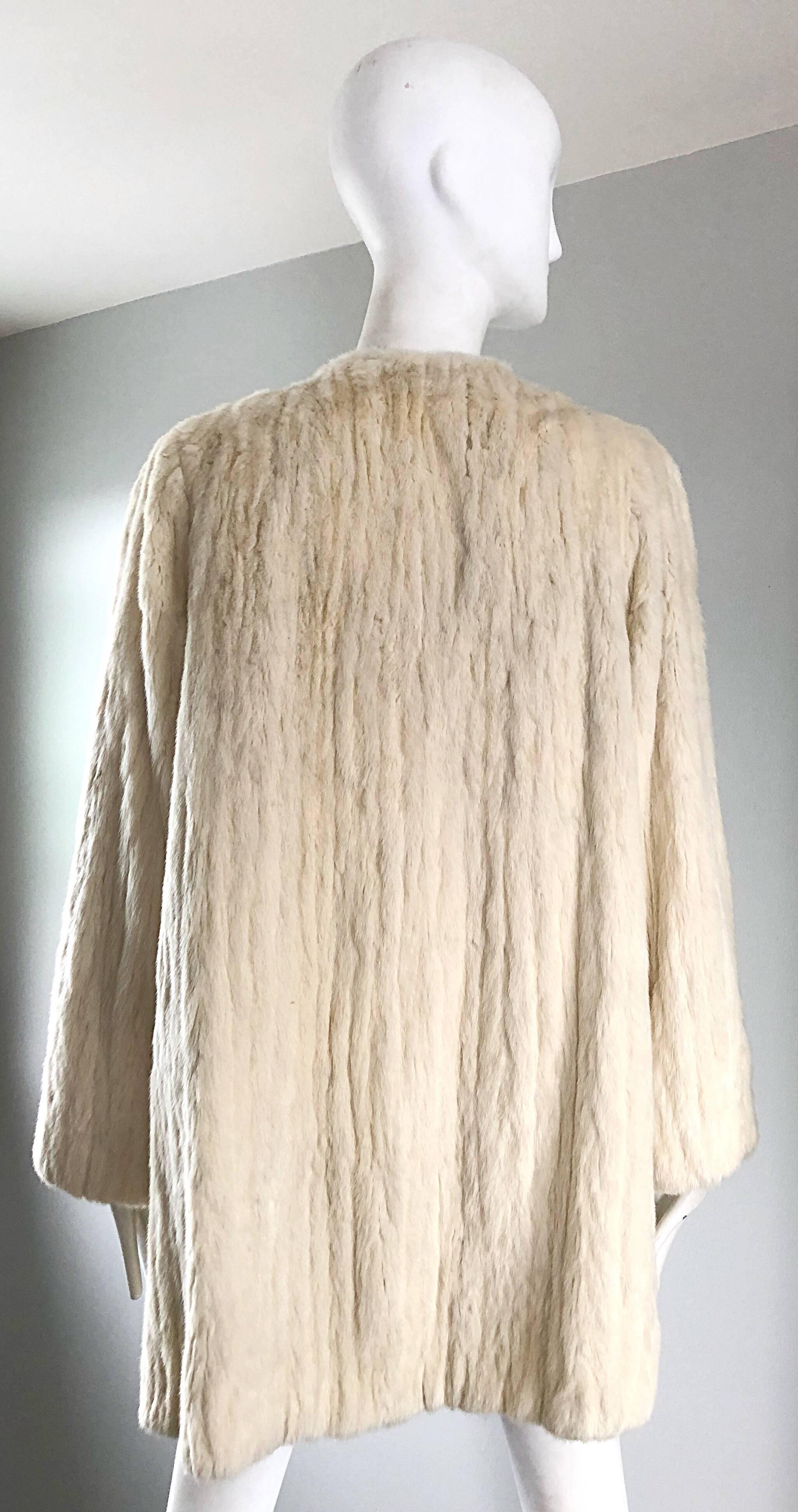 Women's Rare 1930 Ermine Winter White Luxurious Fur Jacket Coat w/ Tail Collar Detail