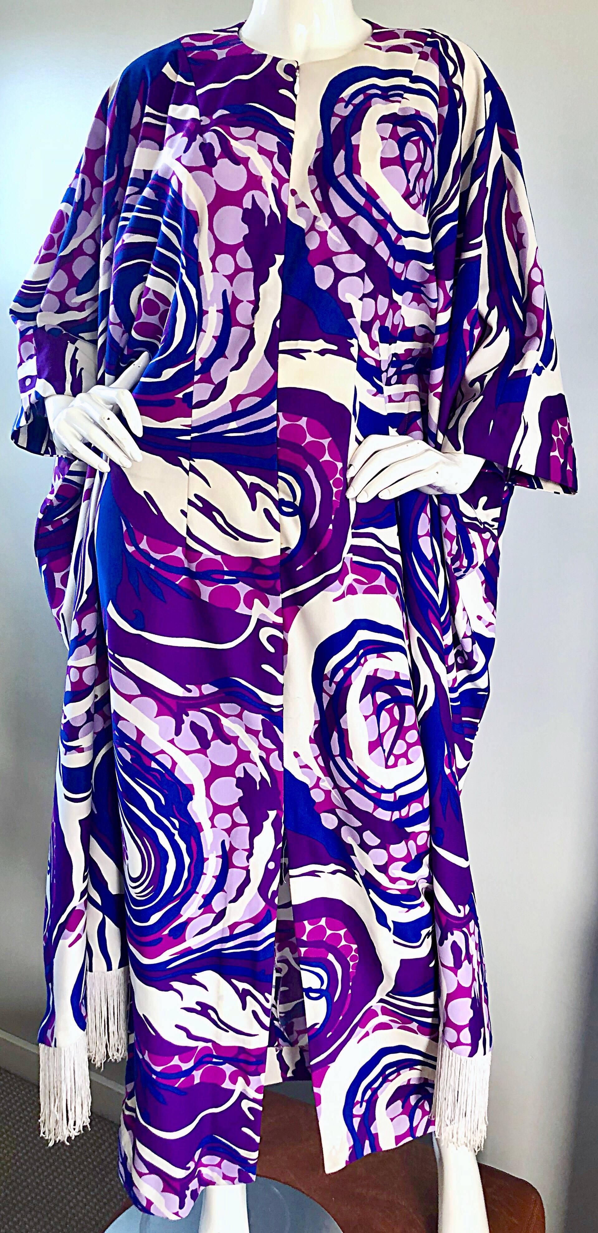 Robe longue caftan à franges Op Art bleu et violet Liberty House des années 1970 en vente 4