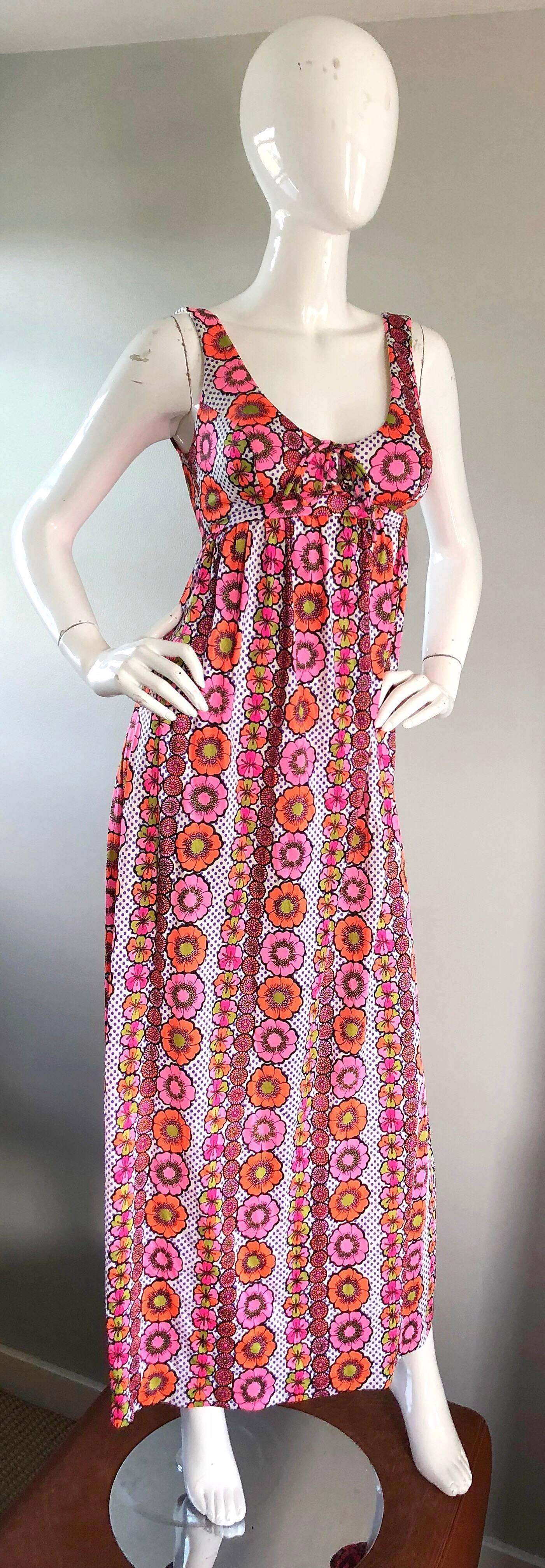 1970s Sirena of California Hot Pink Flowers and Polka Dots Jersey Maxi Dress In Excellent Condition For Sale In San Diego, CA