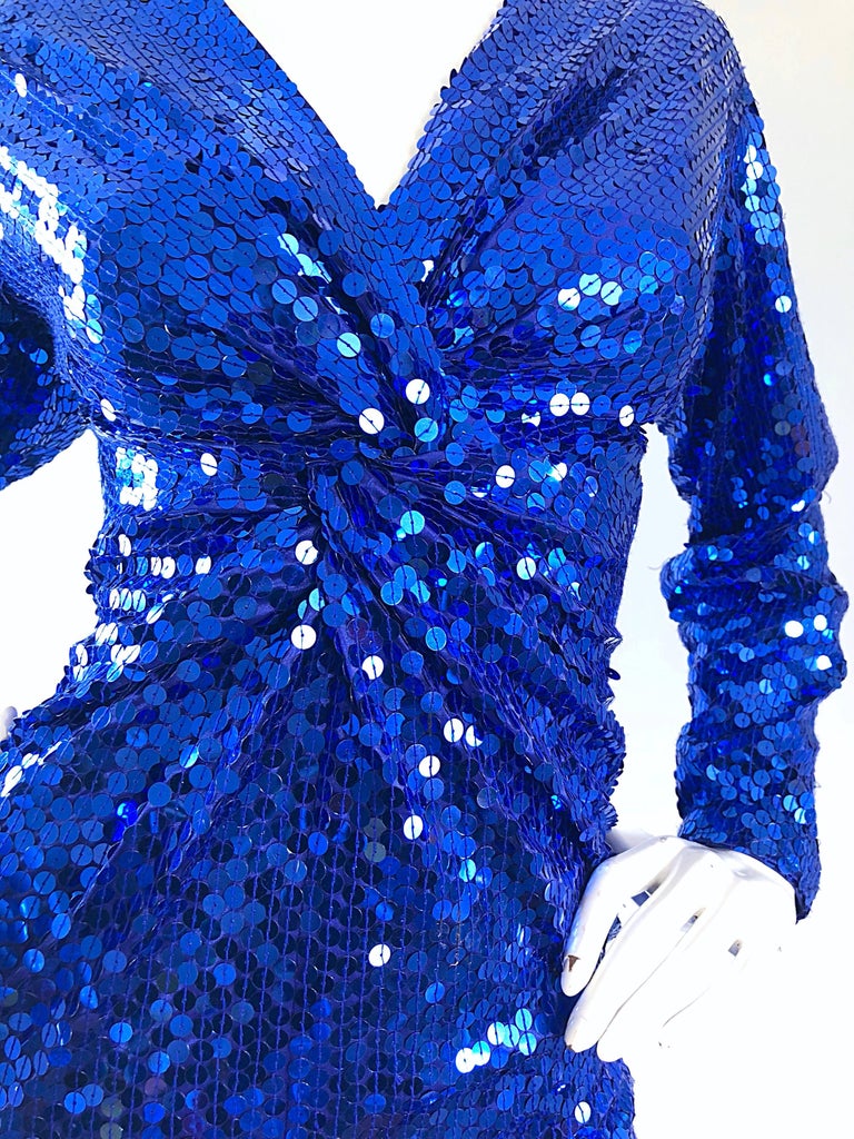 Oleg Cassini Vintage Royal Blue 1990s Fully Sequined Long Sleeved 90s Mini  Dress For Sale at 1stDibs | royal blue sequin dress long sleeve, royal blue  mini dresses, long sleeve blue sequin