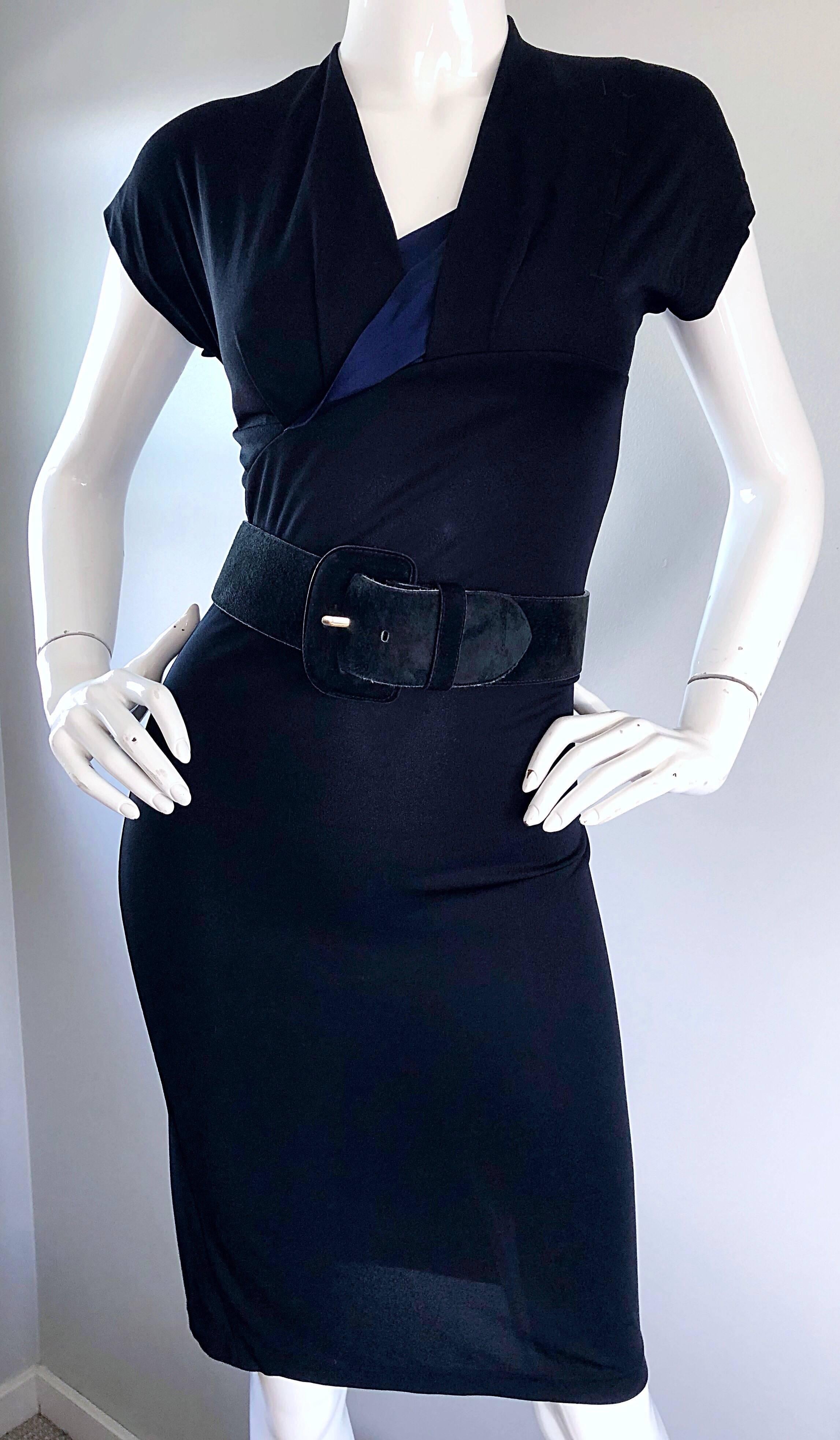 Women's Vintage Salvatore Ferragamo 1990s Black and Navy Blue Jersey Dress Size 40 For Sale