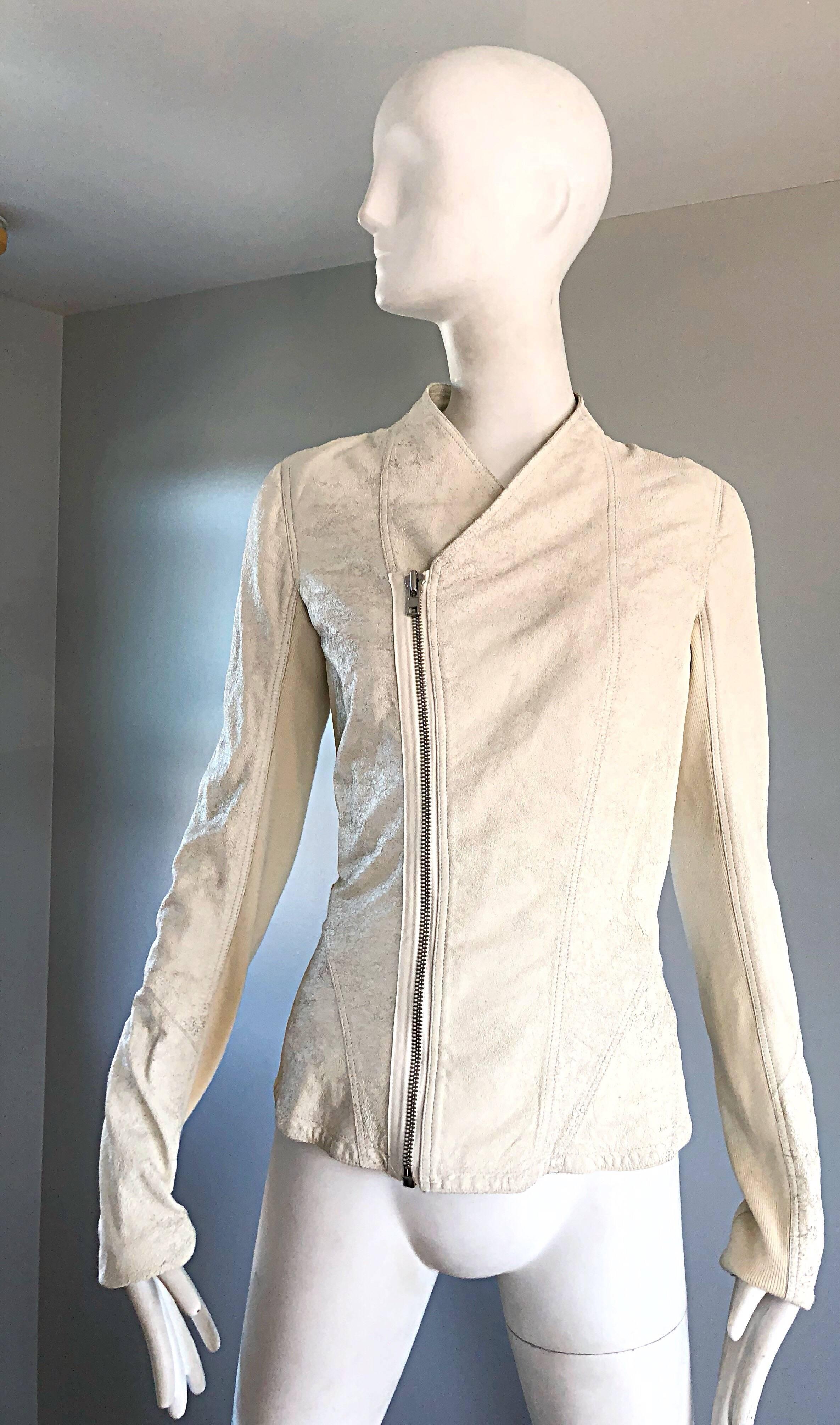 Brand new RICK OWENS off-white ivory ecru distressed leather moto jacket! No one does such miraculous work with leather than Rick Owens, and this lovely piece is a prime example! Features a classic motorcycle tailored fit. Full silver metal zipper
