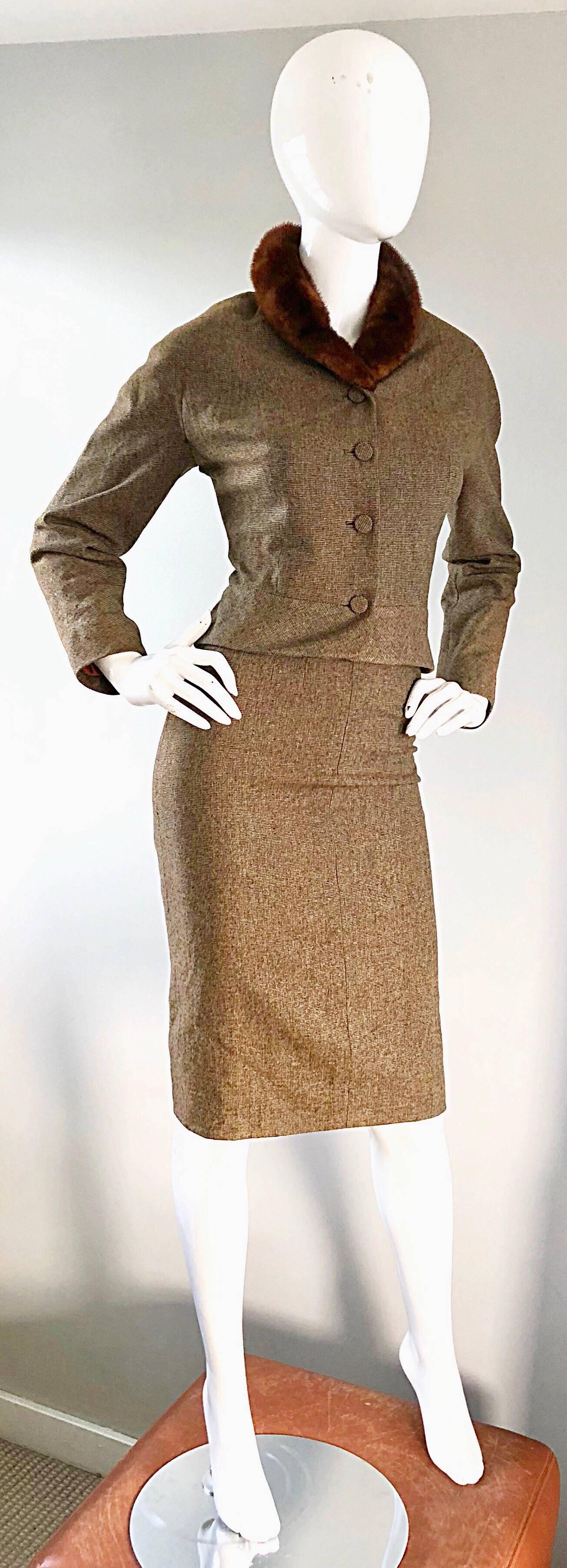 1940s Walda Scott Brown Vintage Mink Collar Wool Skirt Suit 2