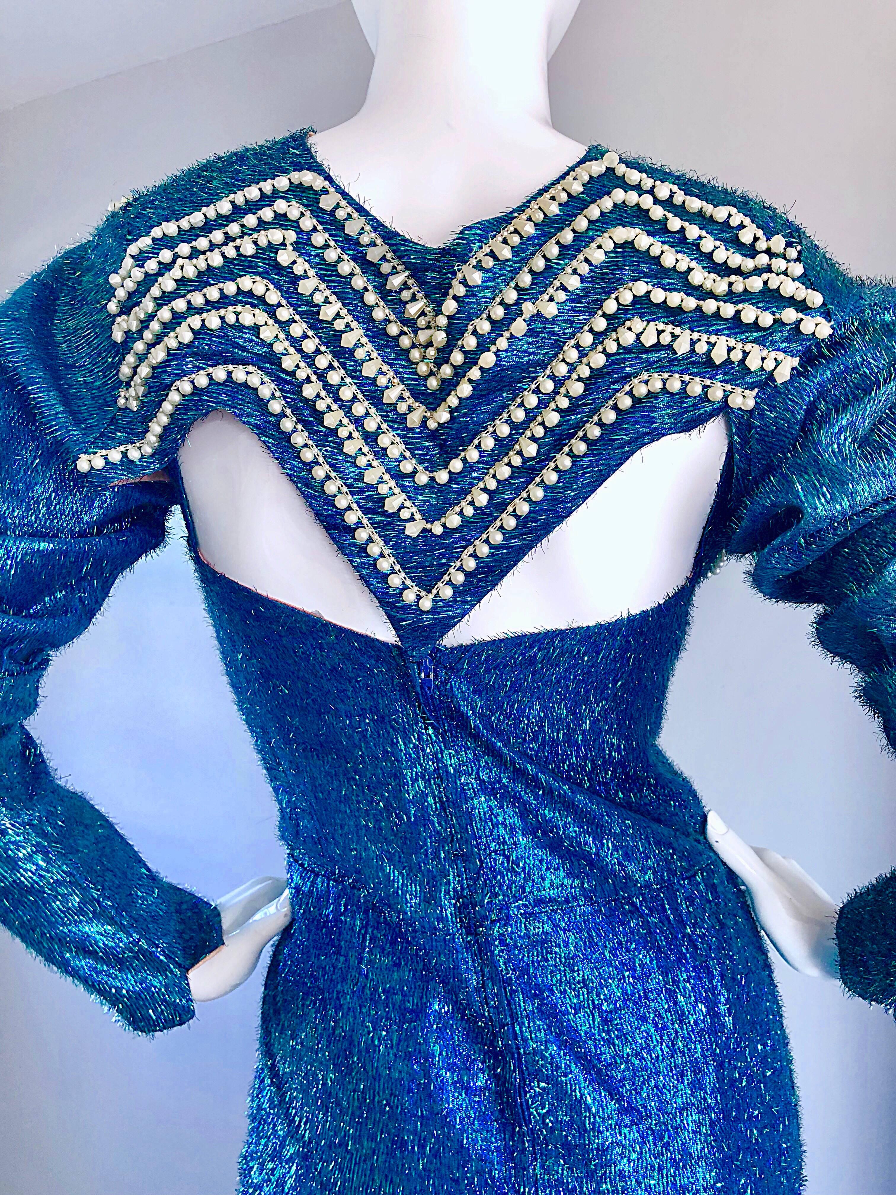 1950er Jahre Cerulean Blau Seide Lurex Showgirl Meerjungfrau Kleid + Bolero Perlen Jacke Set  im Angebot 3