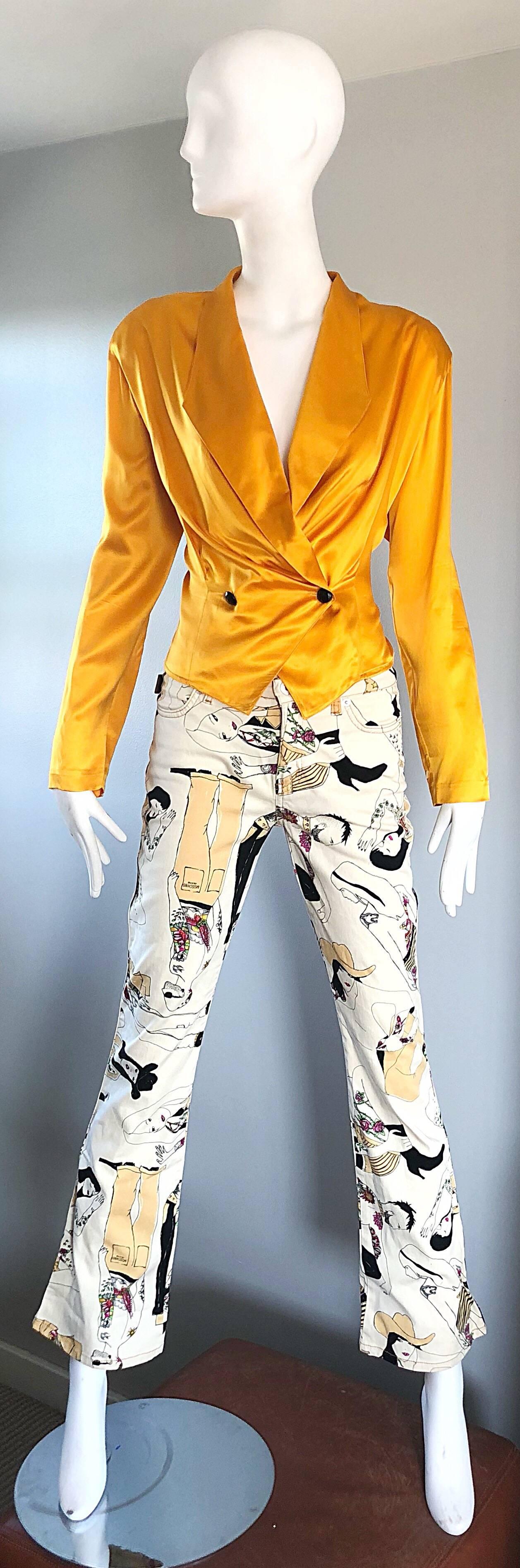Moschino Vintage Flare Leg Novelty Print Size 26 Trousers Jeans, 1990s In Excellent Condition For Sale In San Diego, CA