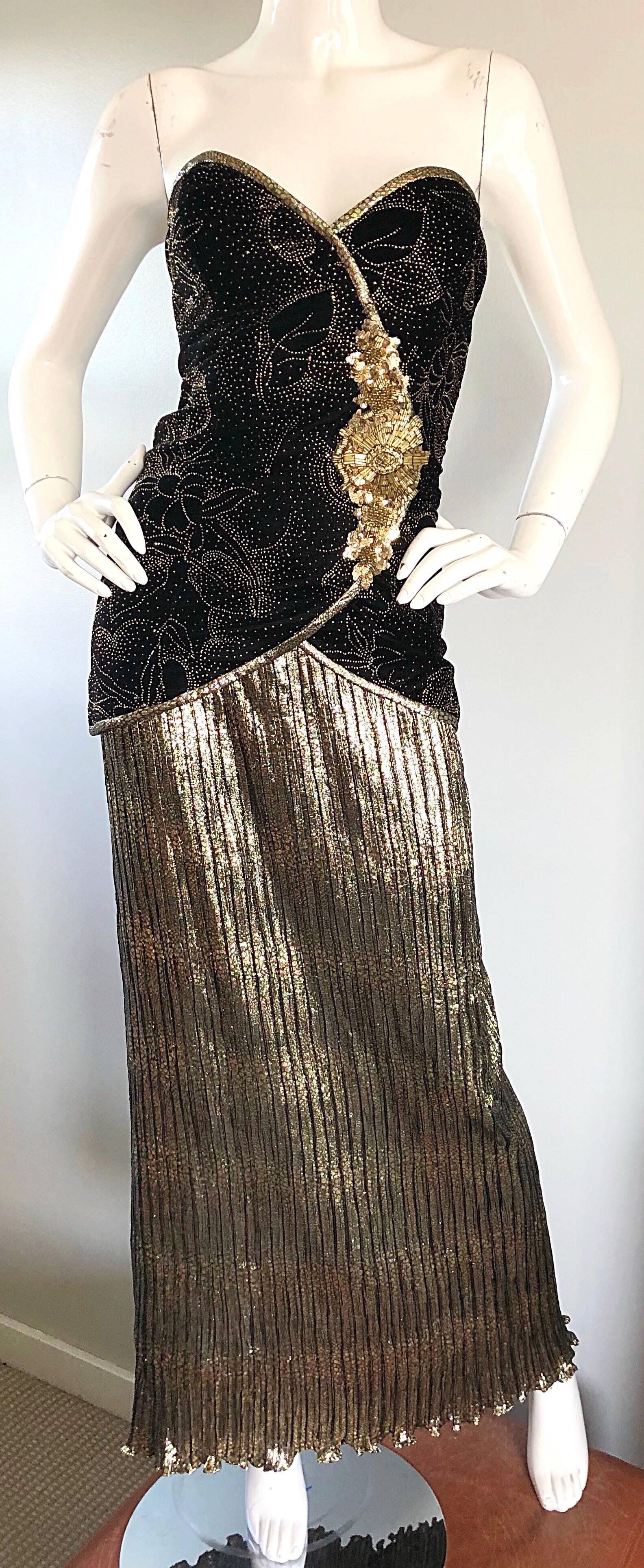 1980s Black + Gold Silk Velvet Plisse Strapless Beaded A.J. Bari Vintage Gown For Sale 2