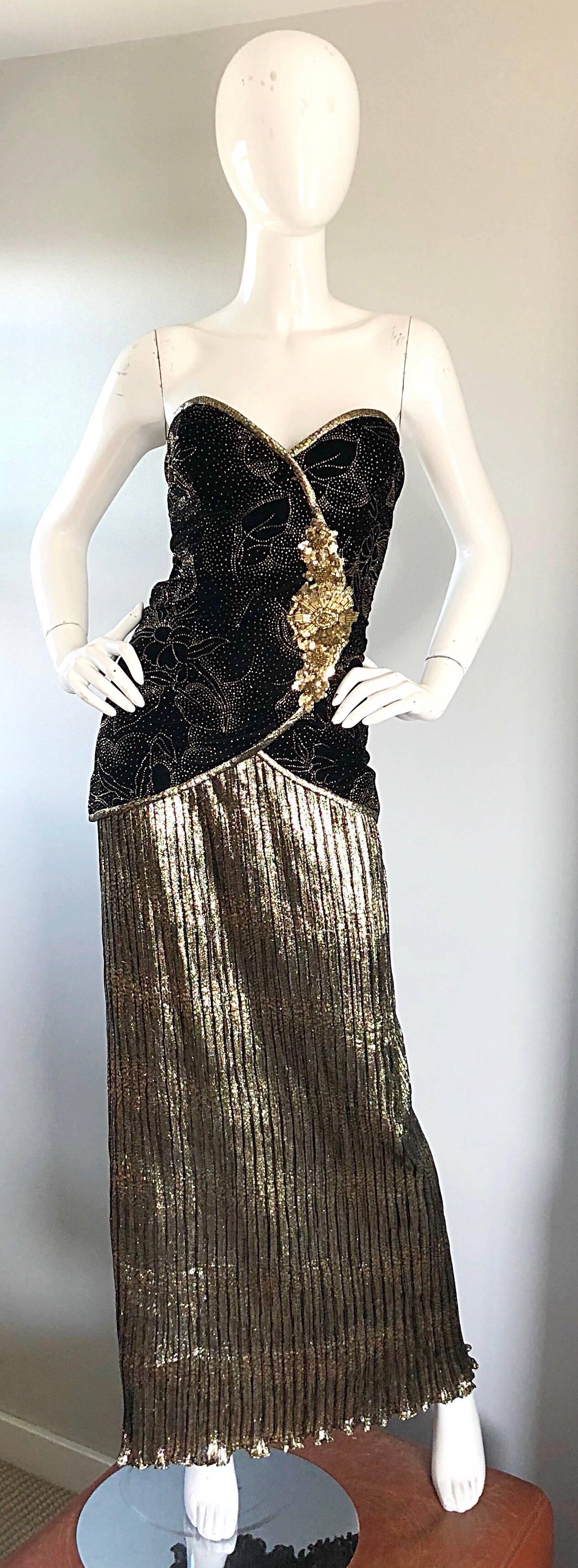 1980s Black + Gold Silk Velvet Plisse Strapless Beaded A.J. Bari Vintage Gown For Sale 4