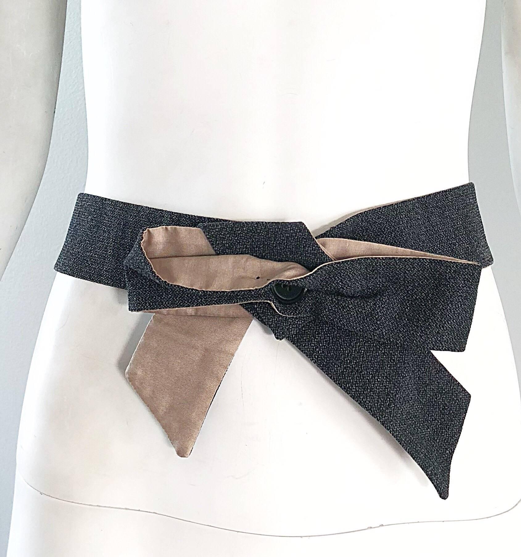 Black Early 2000s Marni Charcoal Grey Virgin Wool + Khaki Cotton Bow Waist Belt For Sale