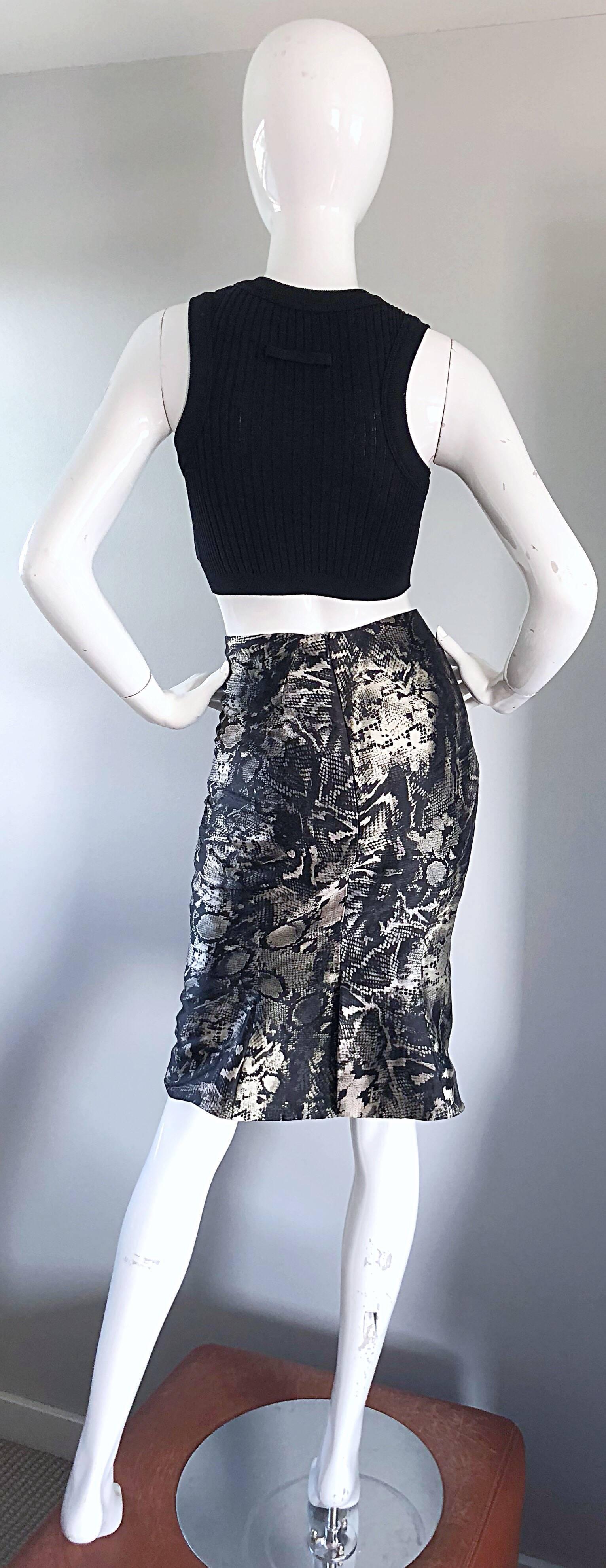 Zac Posen Y2K New Black White Silver Snake Print Silk High Waisted Pencil Skirt For Sale 3