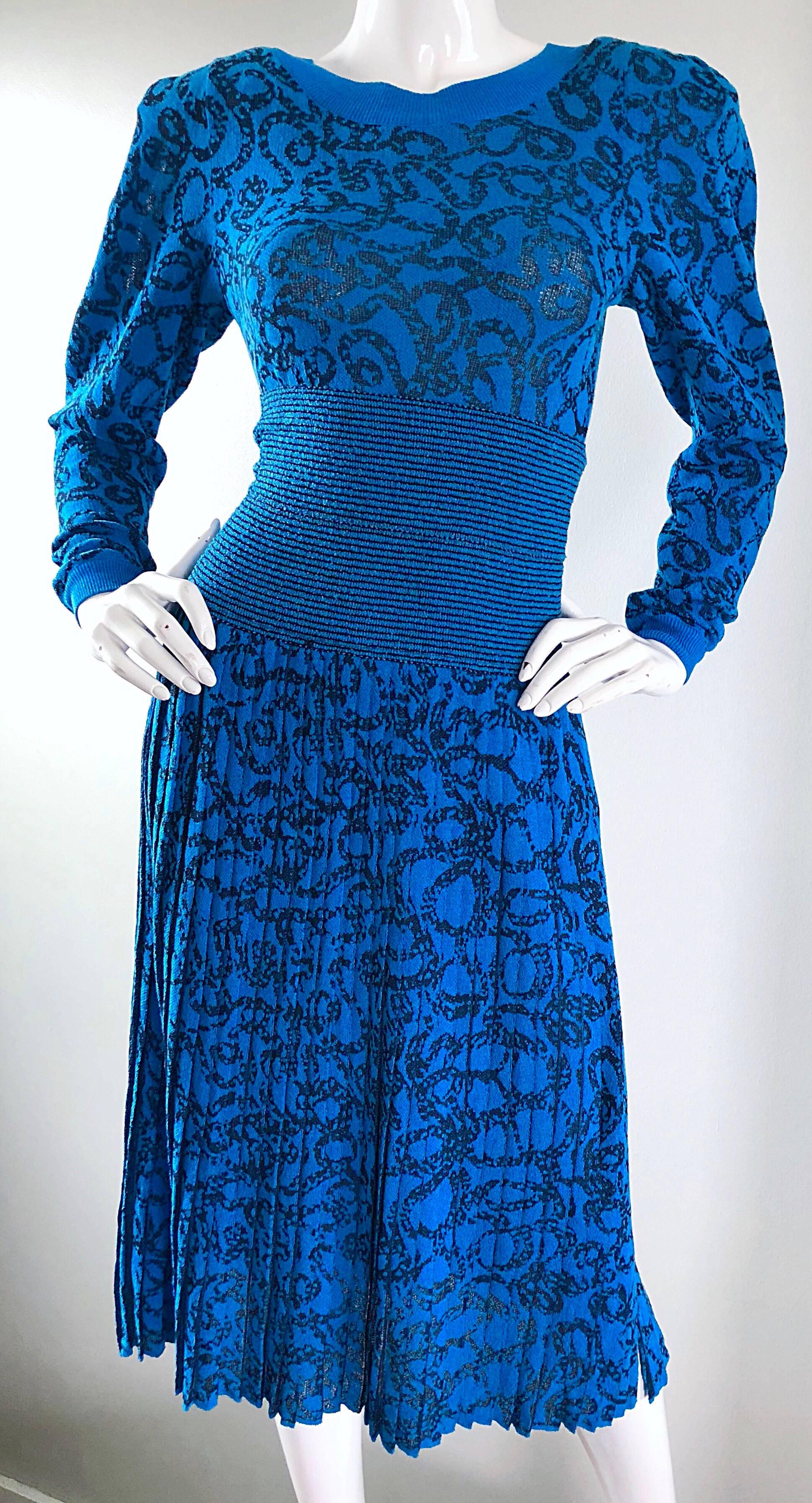 Missoni for Neiman Marcus 1980s Blue Black Chain Link Print Sweater Dress Set 2