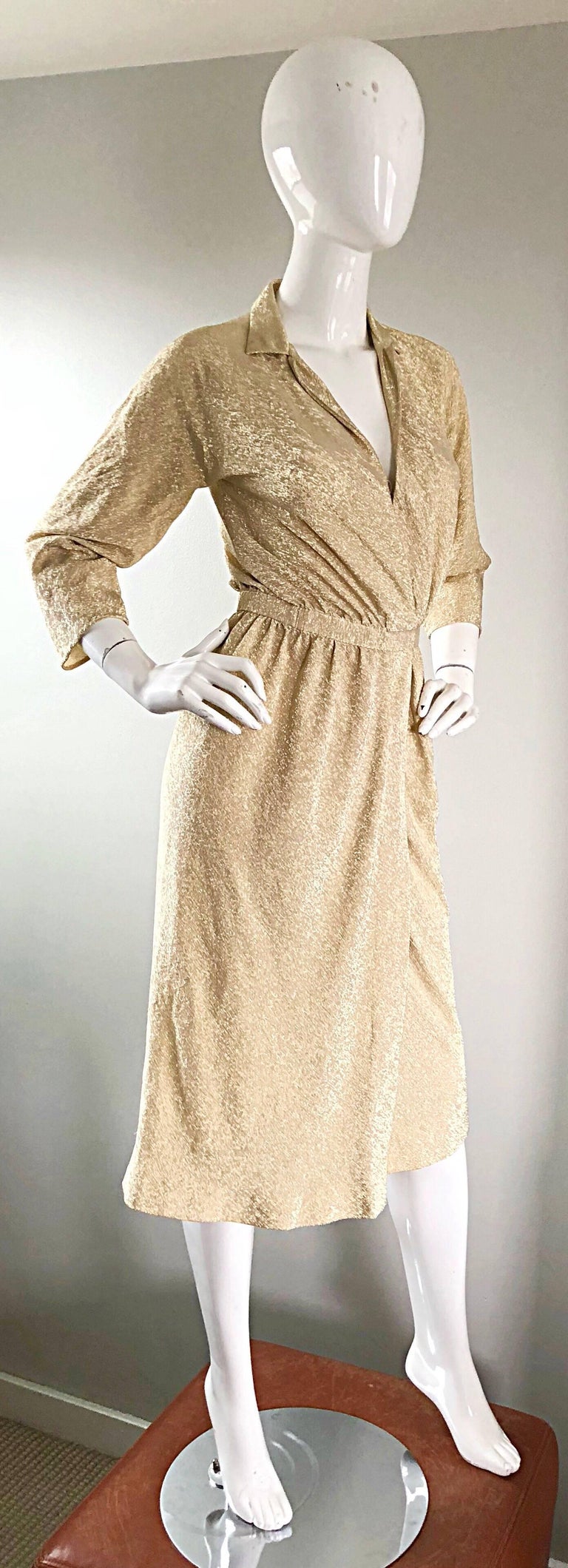 Women's Halston 1970s Gold Metallic Silk Lurex Couture Vintage Disco Wrap Shirt Dress For Sale